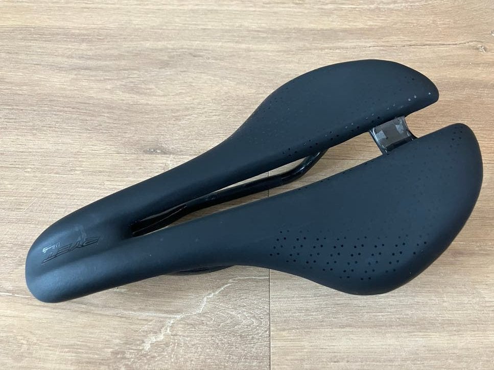 RYET Carbon Zadel (Bontrager Aeolus kopie), Ophalen of Verzenden, Zo goed als nieuw, Zadel, Racefiets
