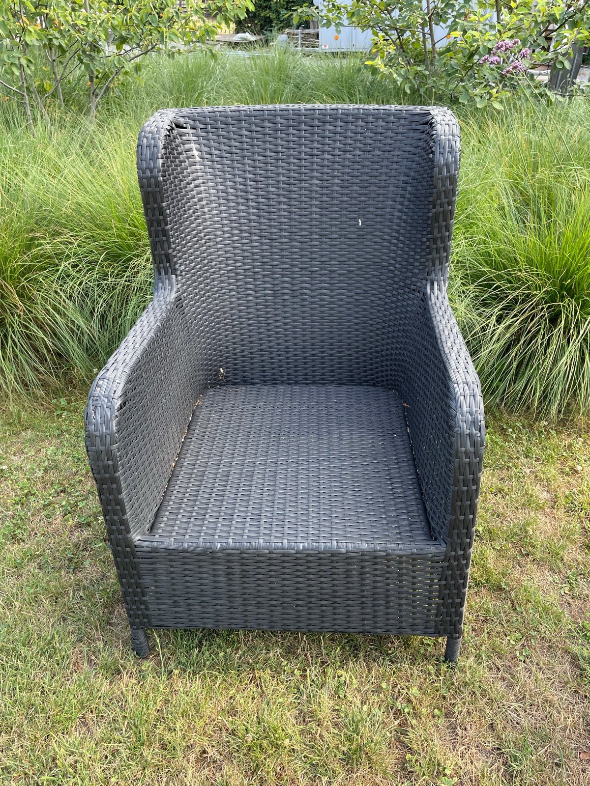 Grote tuinstoel, wicker, met verkleurde kussens, Tuin en Terras, Ophalen, Gebruikt, Wicker