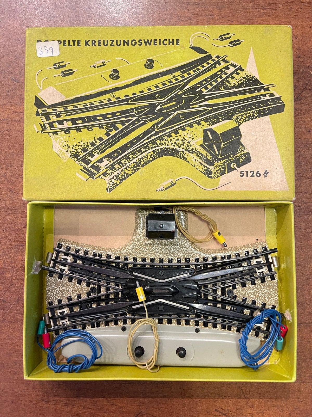 ** NIEUW ** Märklin 5126 ** Electrisch Dubb. Kruiswissel **, Hobby en Vrije tijd, Modeltreinen | H0, Wisselstroom, Nieuw, Rails