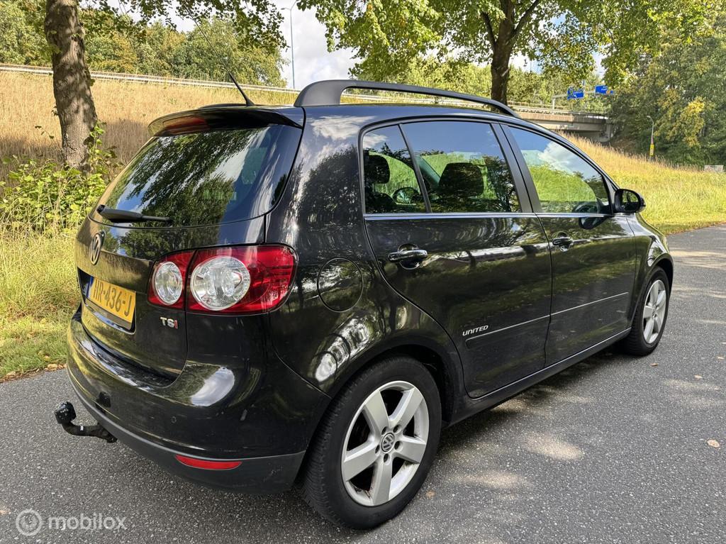 Volkswagen Golf Plus 1.4 TSI*AUT*STOELVERWARMING*NW APK 5/27, Auto's, Gebruikt, Zwart, 4 cilinders, Bedrijf