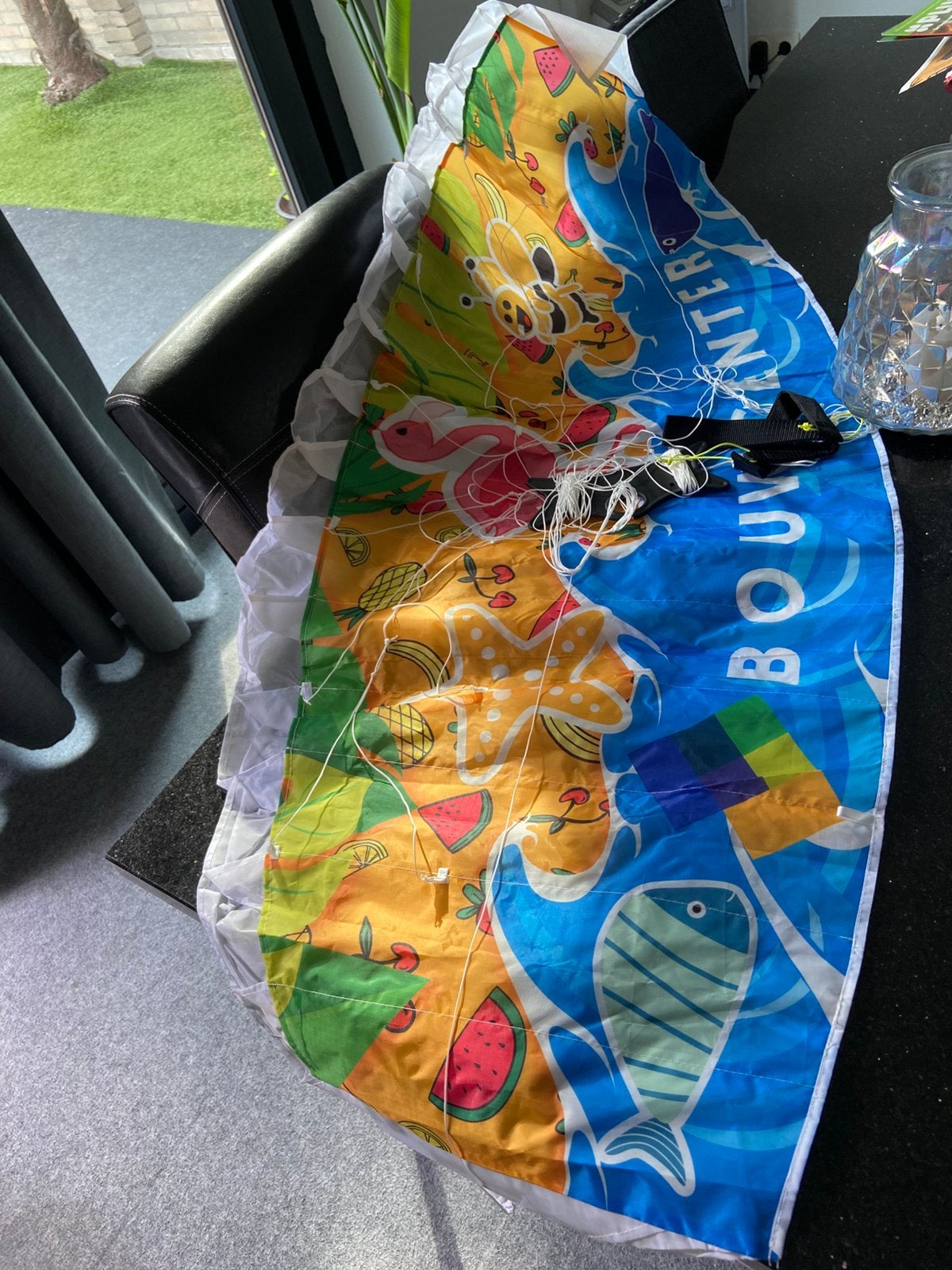 Vlieger flamingo, Ophalen, Zo goed als nieuw