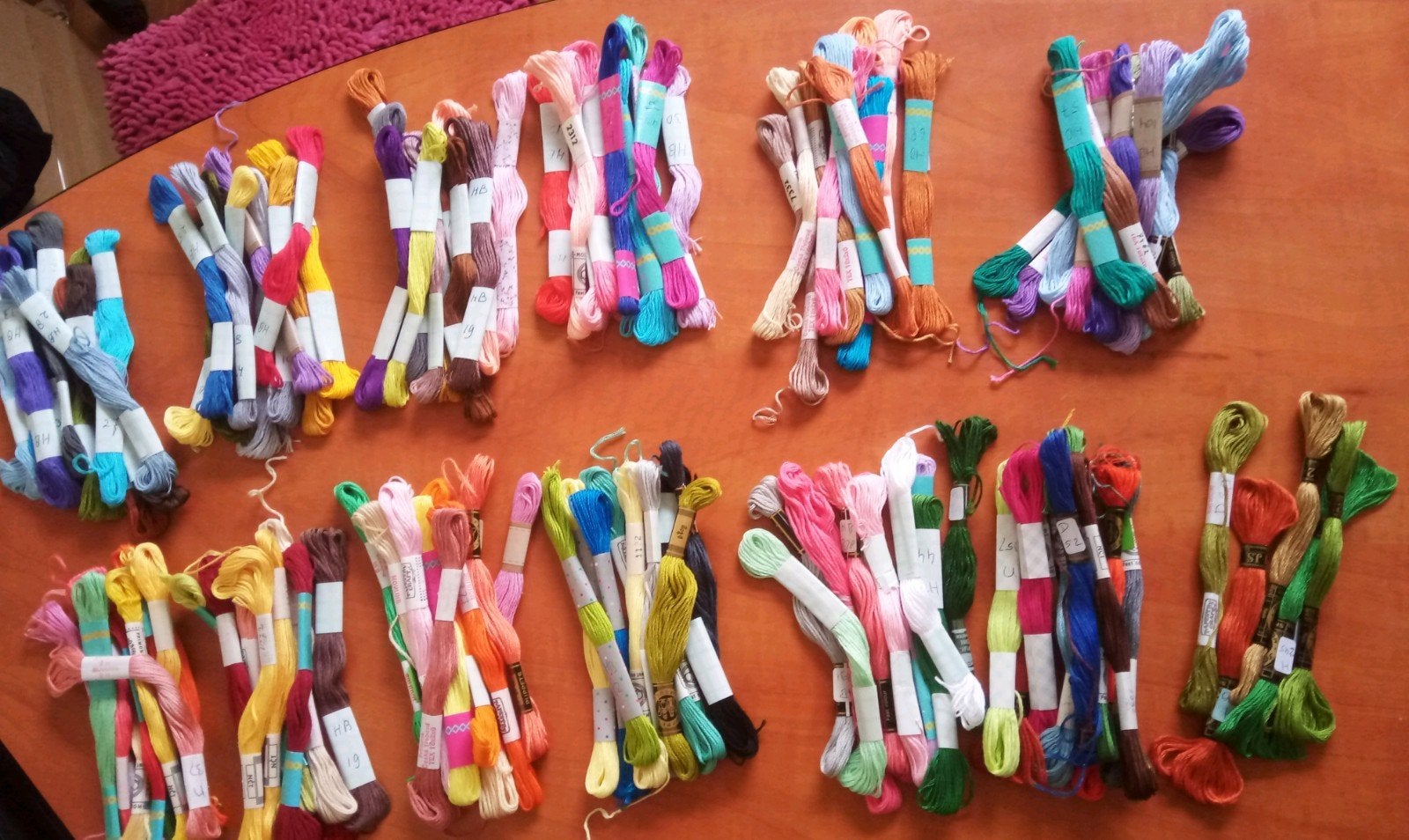 125 st borduurgaren/borduurzijde/splijtgaren geen dmc, Hobby en Vrije tijd, Ophalen of Verzenden, Nieuw, Handborduren, Borduurgaren of Zijde