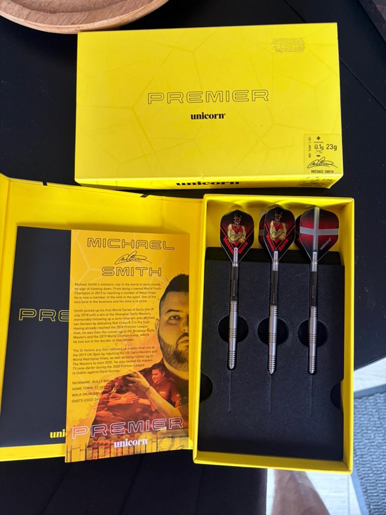 Michael smith unicorn 23gr, Sport en Fitness, Darts, Ophalen of Verzenden, Nieuw, Pijlen
