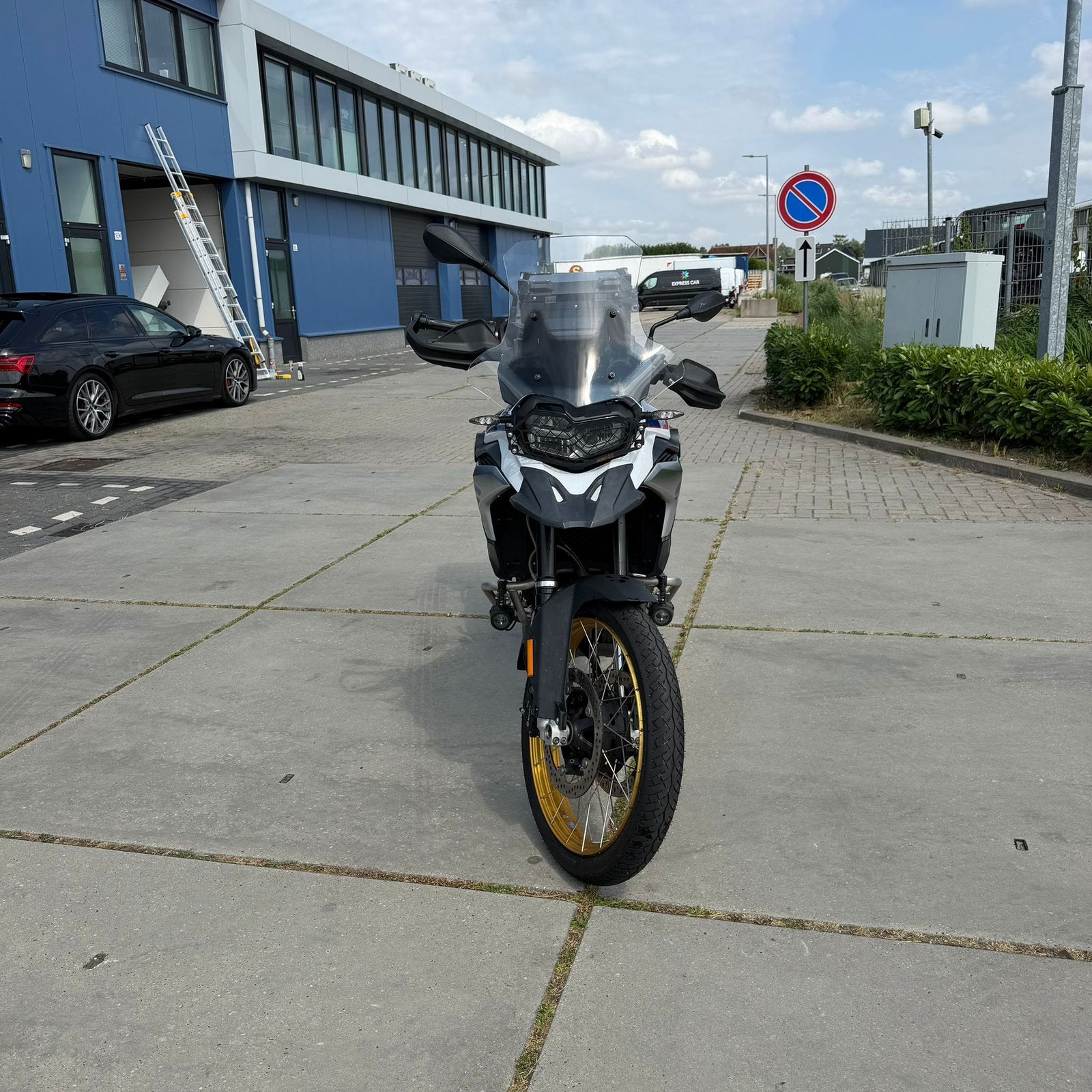 GS F850 full option, 853 cc, Handvatverwarming, 2 cilinders, Occasion