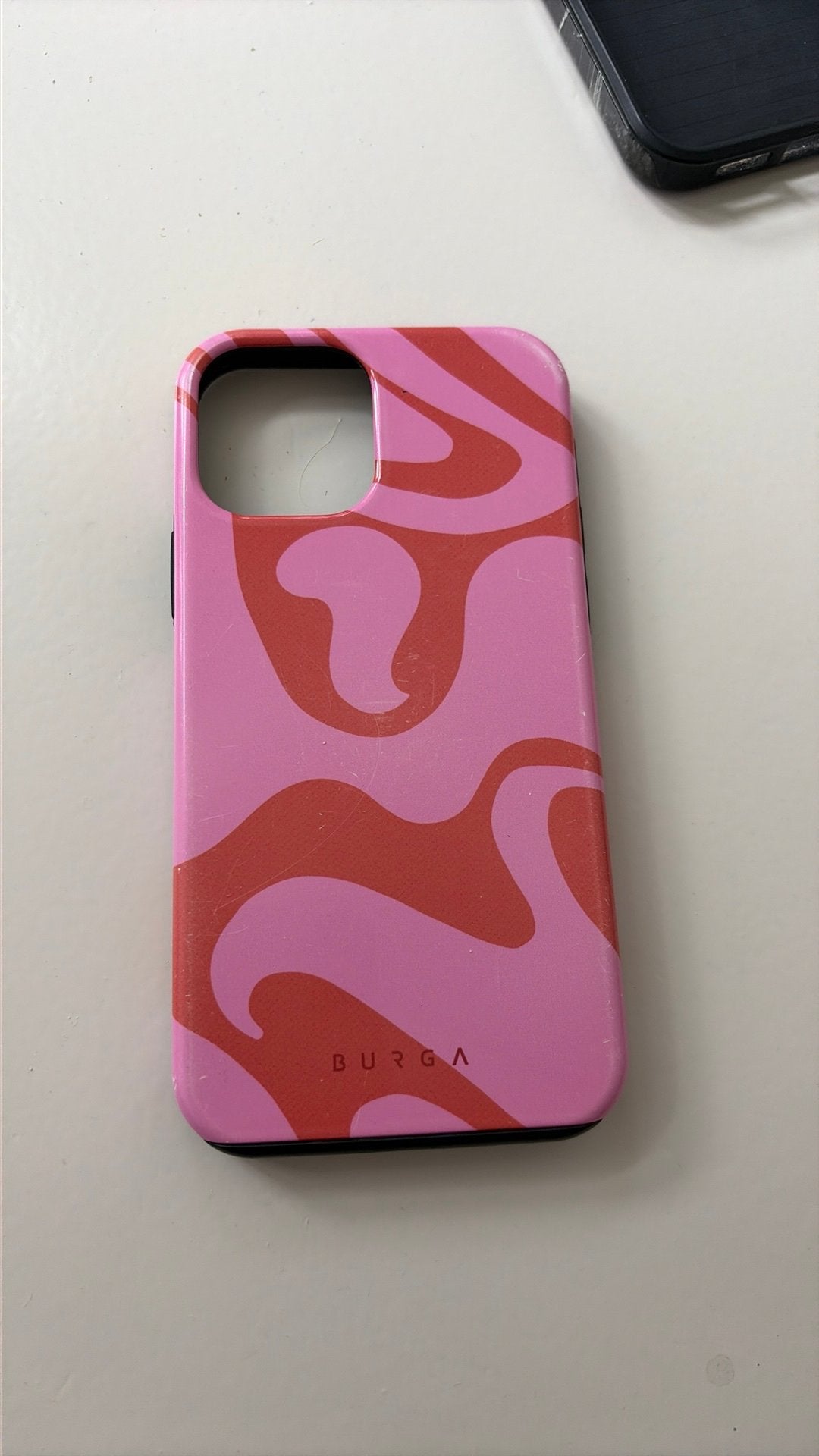 Burga hoesje Iphone 12, Hoesje of Tasje, Zo goed als nieuw, IPhone 12, Kunststof