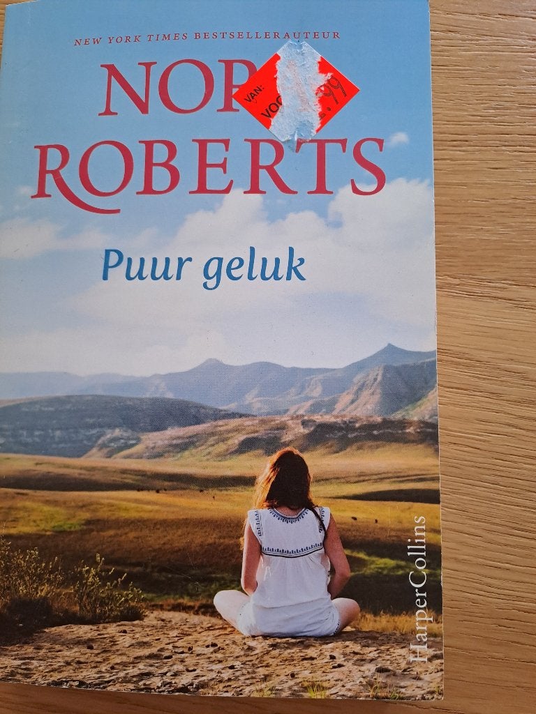 Nora Roberts, Puur geluk, Ophalen of Verzenden, Gelezen, Nora Roberts