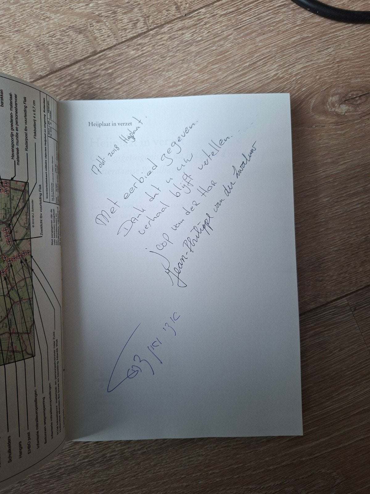 Heijplaat in verzet - Gesigneerd exemplaar, Ophalen of Verzenden