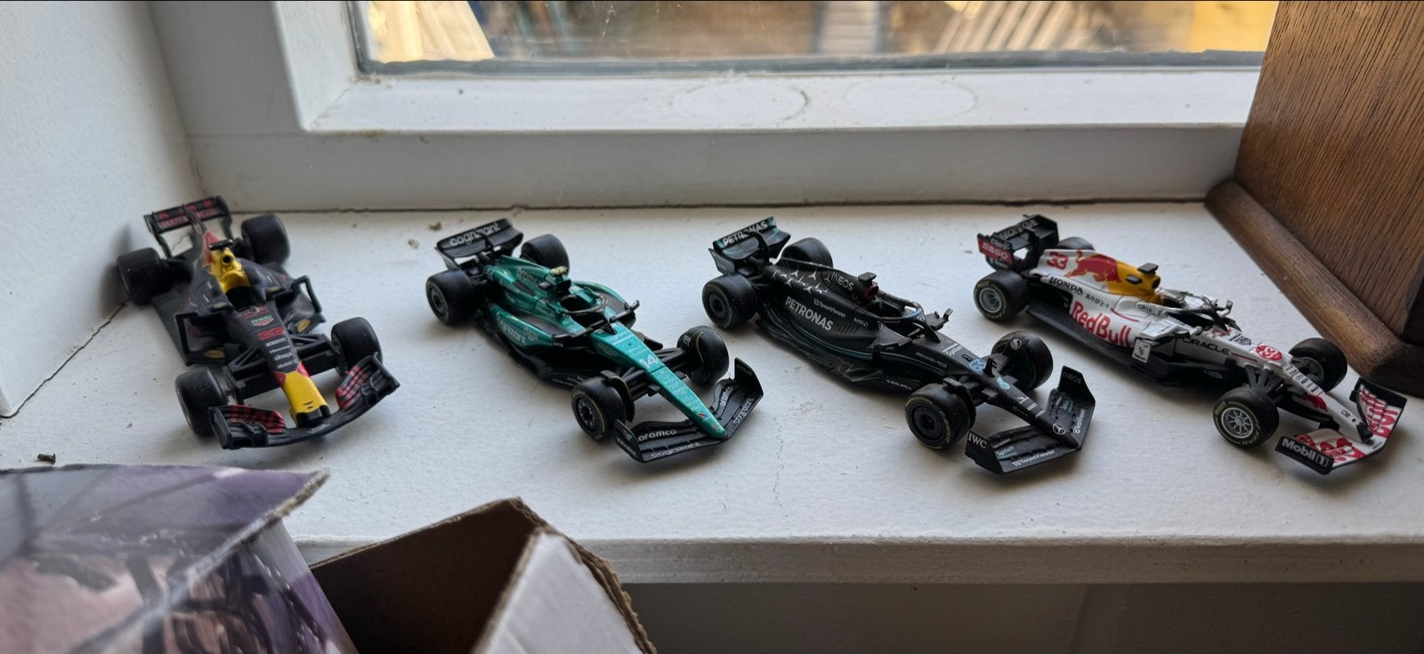 Formule 1 modelauto's - Red Bull, Mercedes, Aston Martin, Ophalen of Verzenden, Gebruikt, Auto