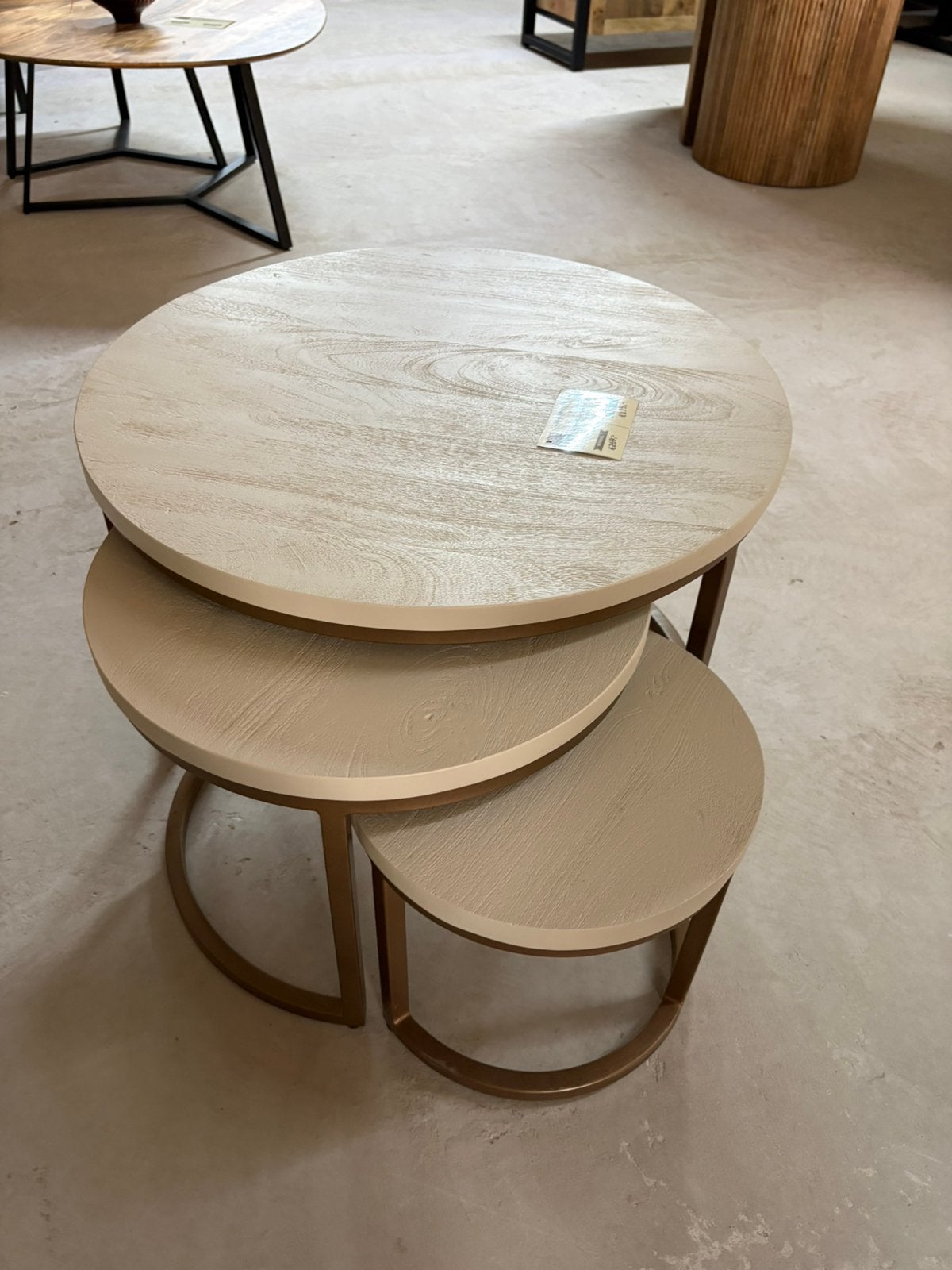 Salontafelset Madison Sand – 3 tafels voor €175!, Ophalen of Verzenden, Nieuw, Rond