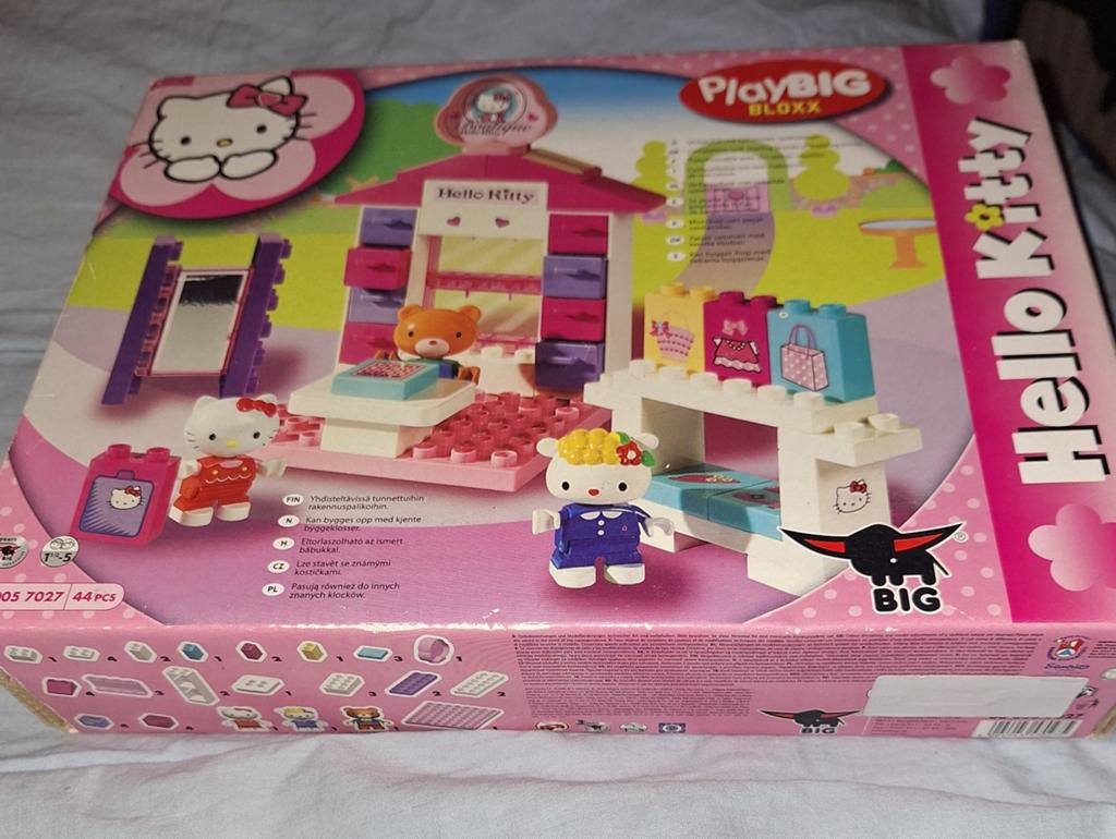 Hello kitty bouwblokken. Lijkt op duplo en past er ook op., Kinderen en Baby's, Speelgoed | Bouwstenen, Ophalen of Verzenden, Zo goed als nieuw