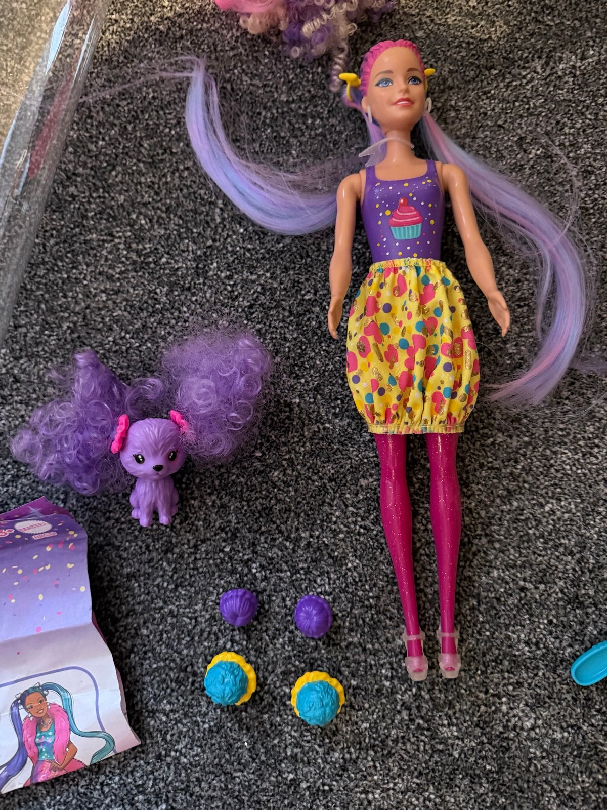 Barbie Color Reveal Pop met Accessoires, Kinderen en Baby's, Ophalen of Verzenden, Zo goed als nieuw, Barbie