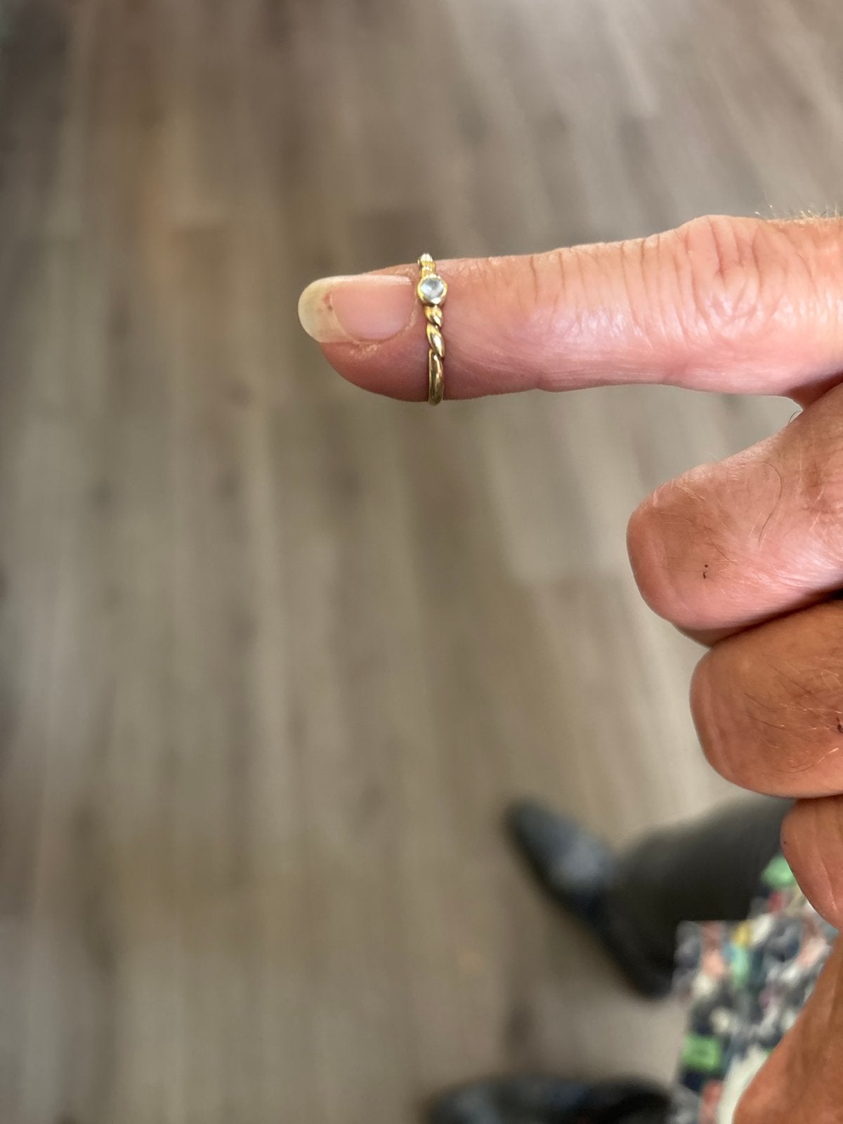 Gouden ring met zirkonia mt 17 14 k, Sieraden, Tassen en Uiterlijk, Ringen, Ophalen of Verzenden, Met edelsteen, Dame, Goud