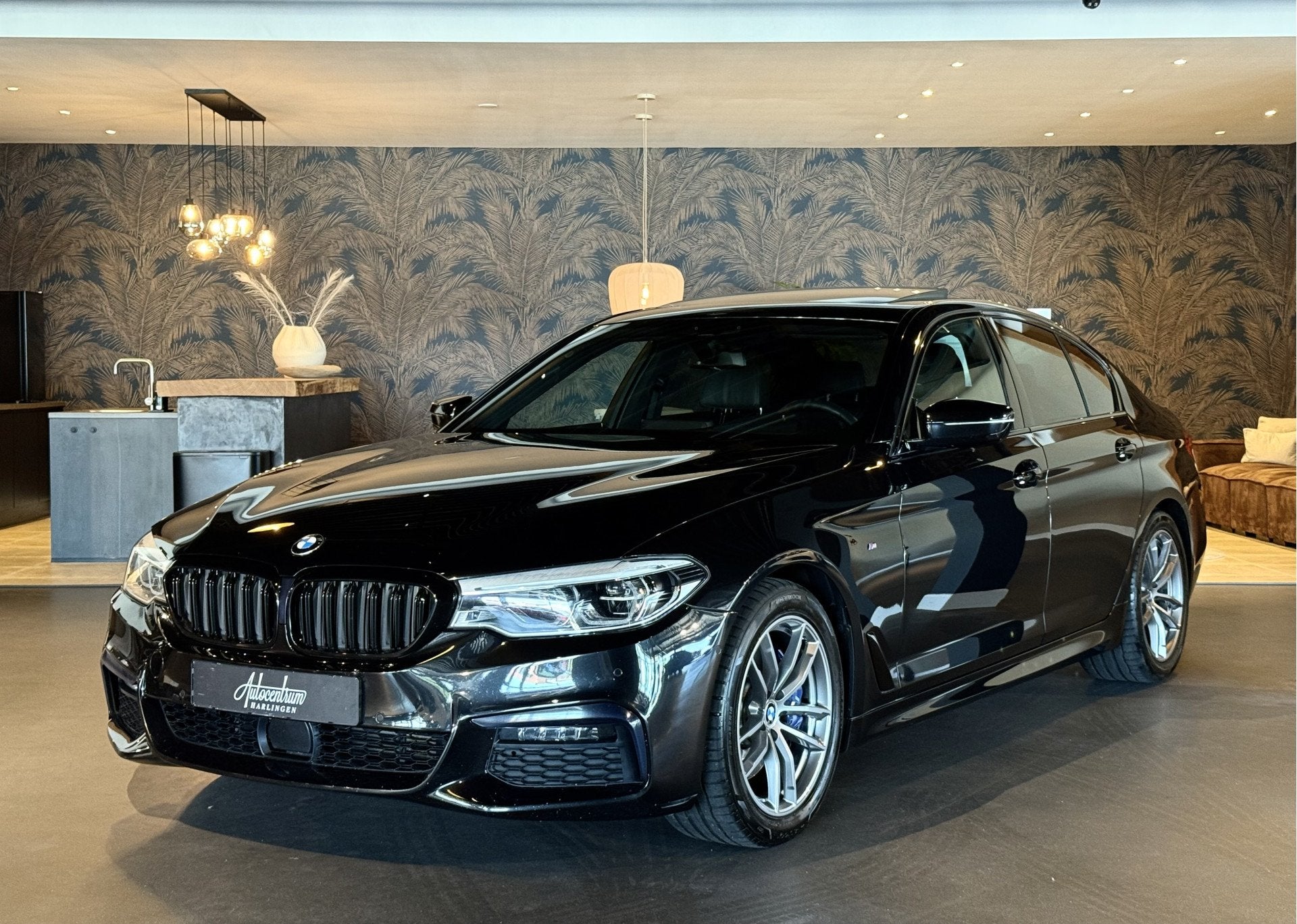 BMW 5 Serie 530d High Exe I Nappa Leder I ACC I Head-Up, Auto's, BMW, Achterwielaandrijving, Gebruikt, 2993 cc, 2000 kg