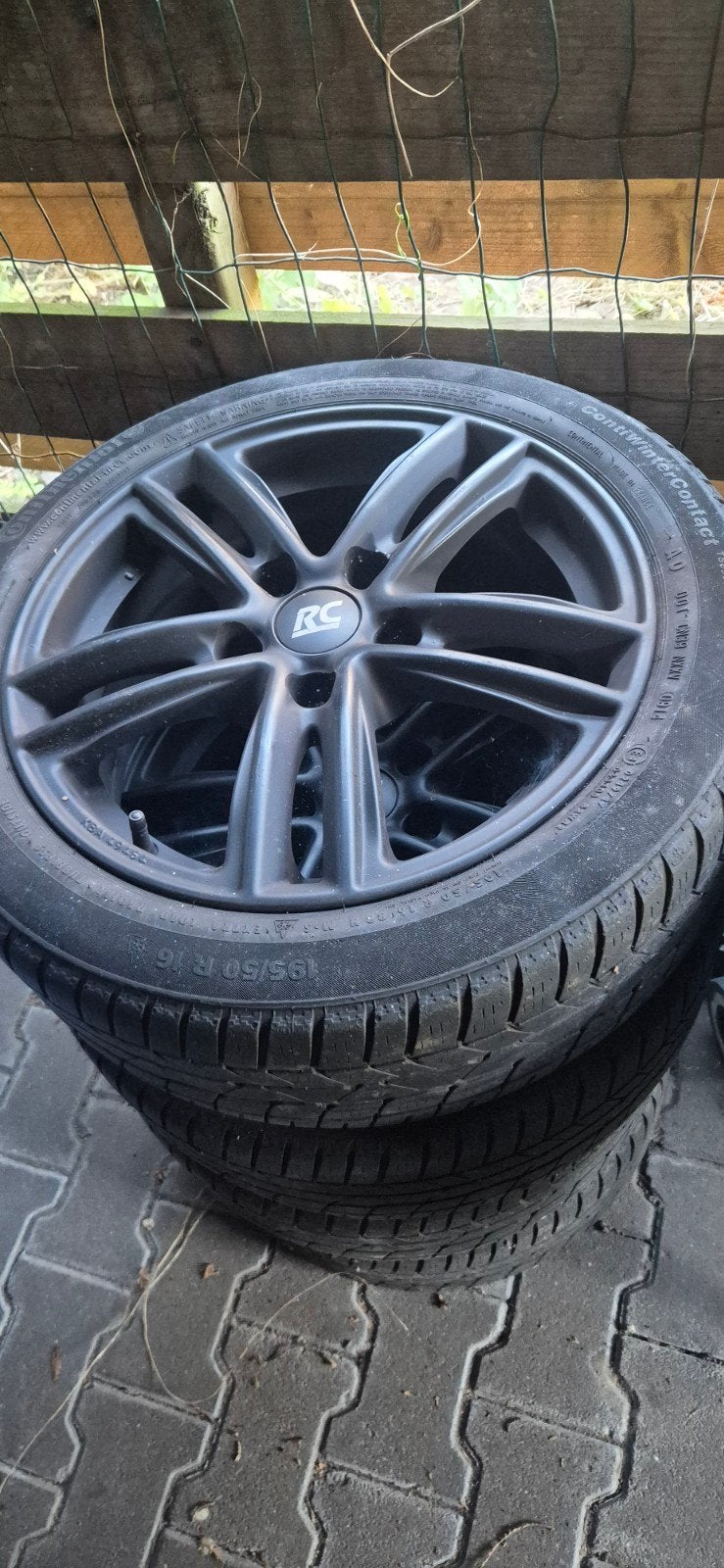 Continental Winterbanden met RC Design Velgen 195/50 R16, Auto-onderdelen, Banden en Velgen, Ophalen, Gebruikt, 16 inch, Banden en Velgen