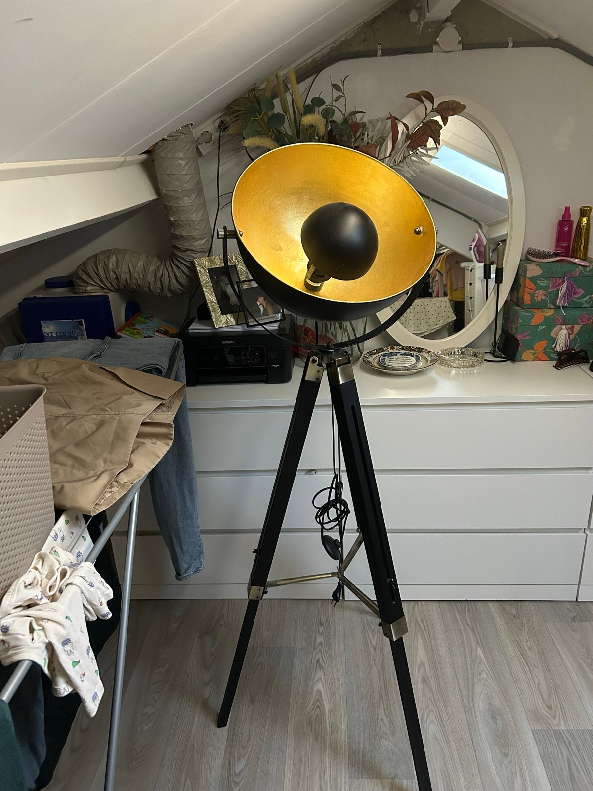 Eglo vloerlamp Covaleda zwart-goud, Huis en Inrichting, Lampen | Vloerlampen, Ophalen, Zo goed als nieuw, Metaal, 100 tot 150 cm