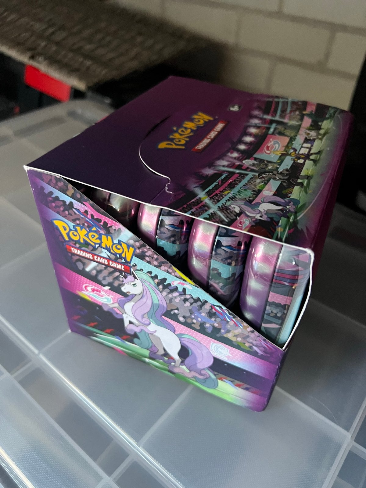 Pokemon Galar Tin Case met Evolving Skies en Fusion Strike, Ophalen, Nieuw, Overige typen