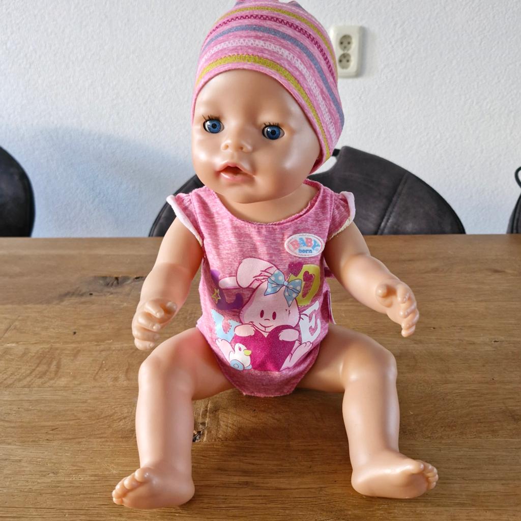 Babyborn pop, Kinderen en Baby's, Ophalen of Verzenden, Zo goed als nieuw, Babypop