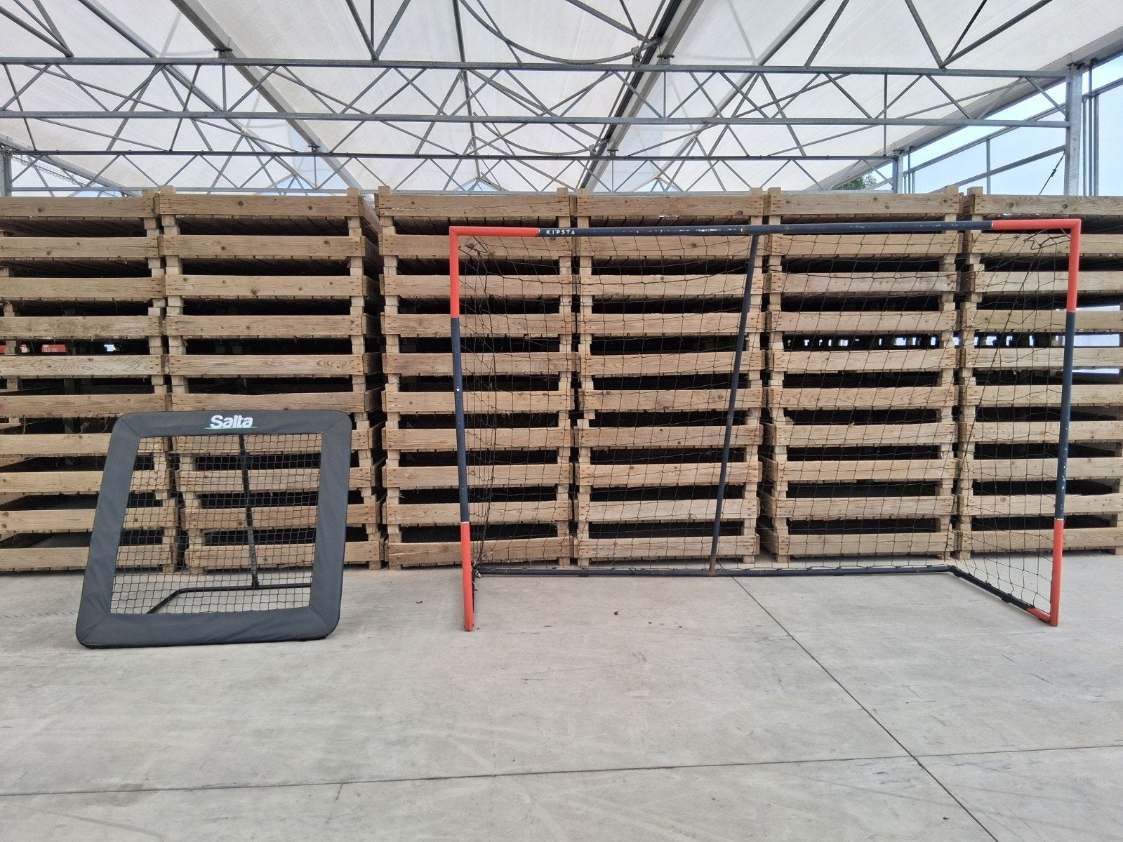 Te koop mooie salta rebounder+kipsta goal, Maat XL, Ophalen, Gebruikt, Overige typen