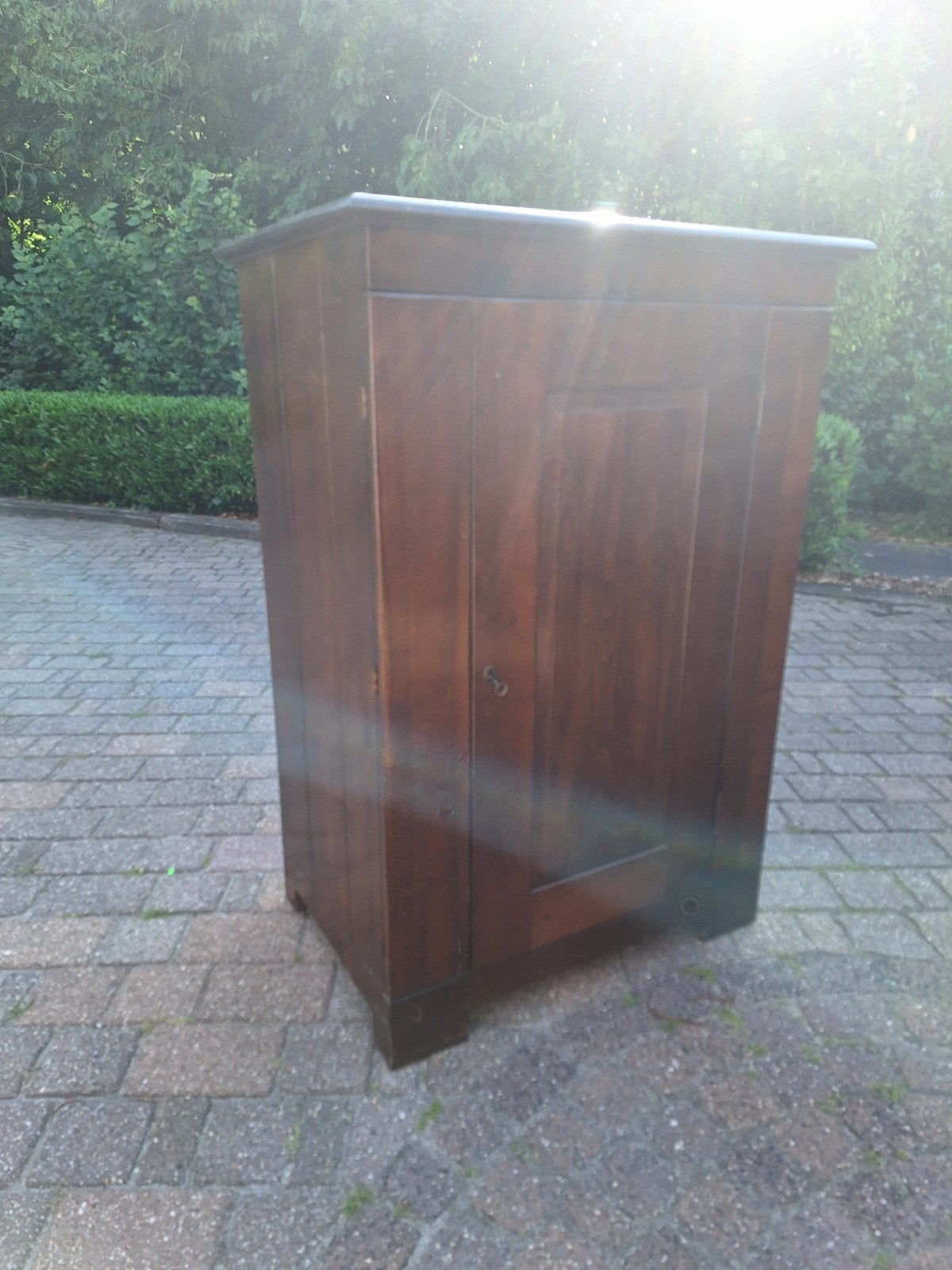 Houten  TV kast met planken, Ophalen