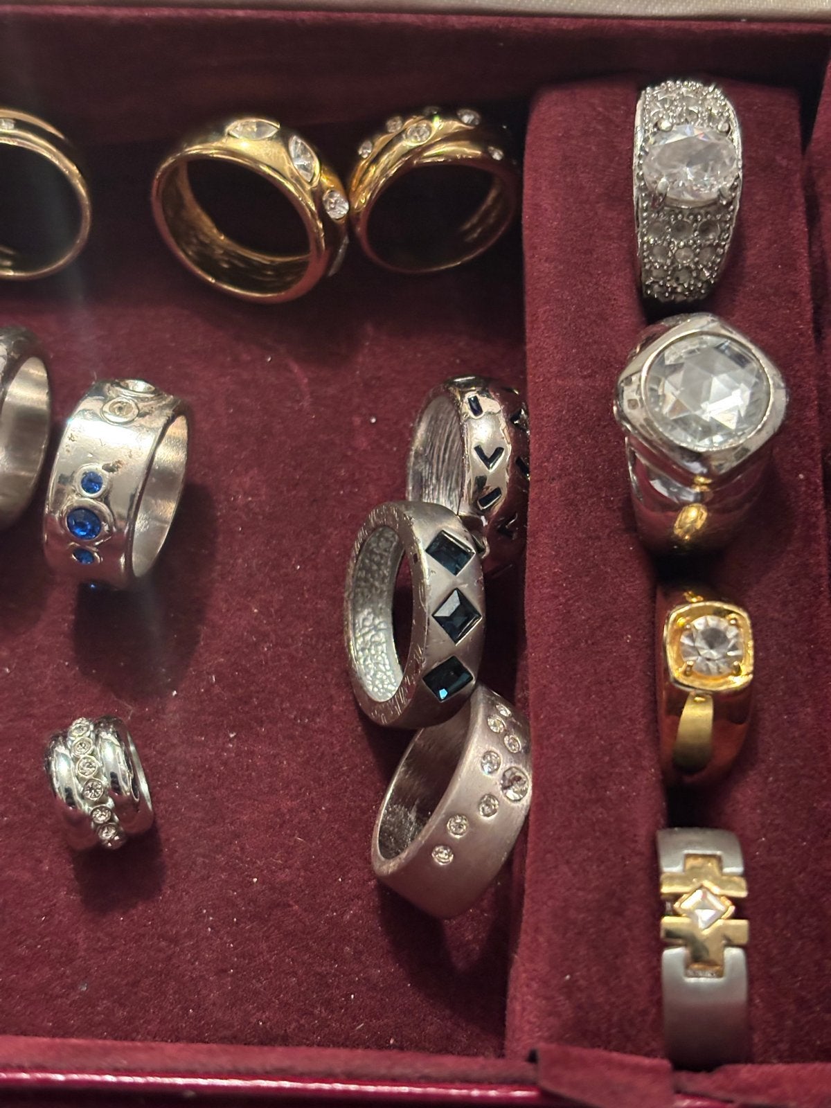 Lot van 17 Ringen en 1 Paar Oorbellen - Leuke Sieraden, Overige materialen, Gebruikt, Overige kleuren, Ophalen of Verzenden