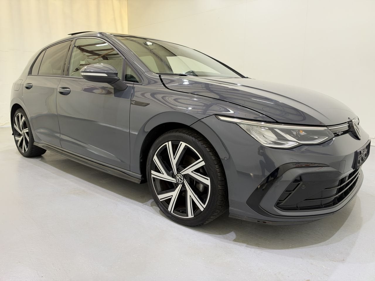 Volkswagen Golf VIII HB 1.5 TSI R-Line Pano (bj 2021), Auto diversen, 1498 cc, Overige carrosserieën, Volkswagen, Volkswagen AG