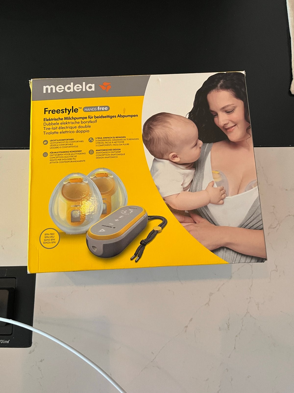 Medela Freestyle Hands-free Dubbele Elektrische Borstkolf, Medela, Borstkolf, Ophalen of Verzenden, Zo goed als nieuw