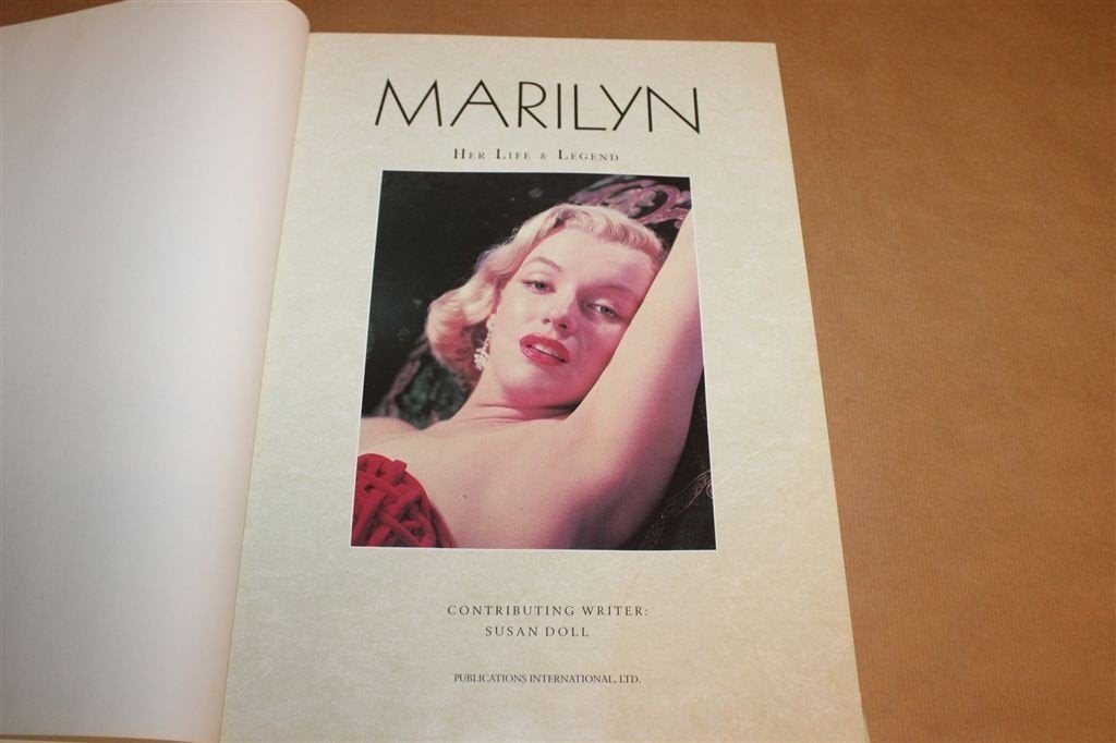 Marilyn her Life & Legend — Fotoboek Marilyn Monroe, Ophalen of Verzenden, Gelezen