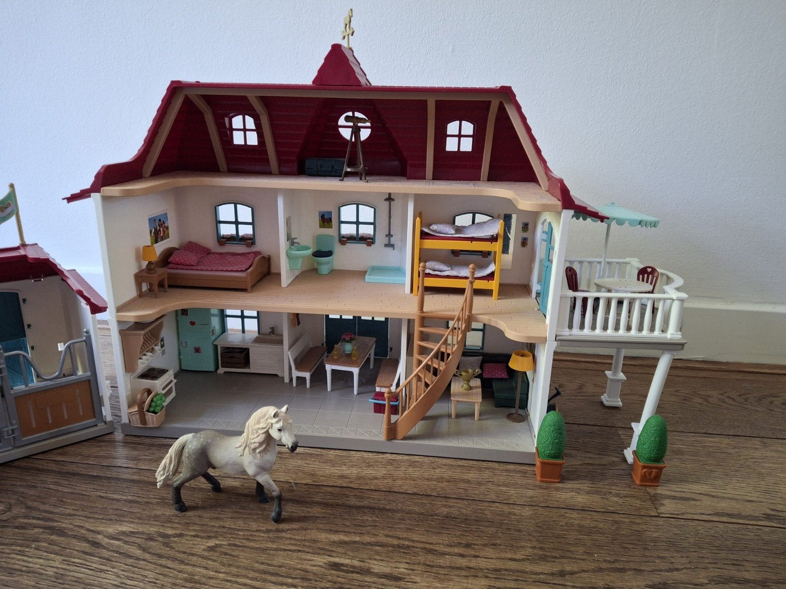 Schleich Horseclub Lakeside landhuis en stal (42706), Ophalen, Gebruikt, Jongen of Meisje