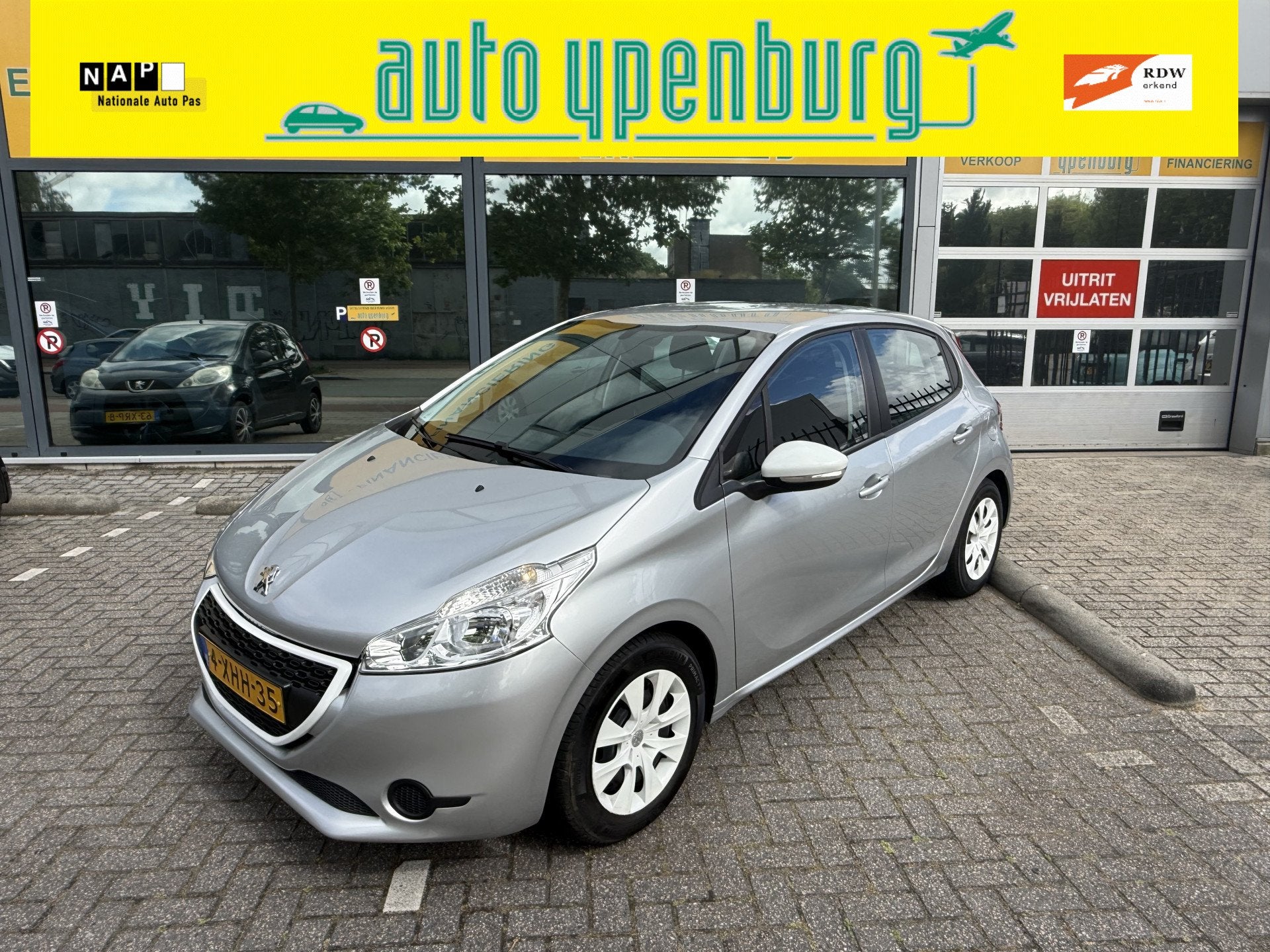 Peugeot 208 1.0 VTi LIKE 5-Deurs * Airco * 44.533 Km * Cruis, Auto's, Voorwielaandrijving, Euro 5, Gebruikt, 31 €/maand