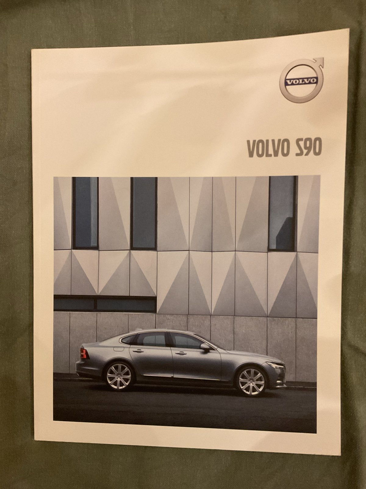 Volvo S90 brochure in nieuwstaat - Nederlands, Ophalen of Verzenden, Nieuw, Volvo