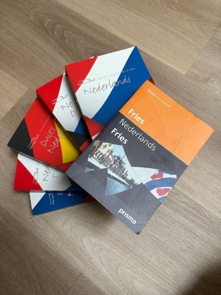 Verschillende van Dale en Prisma Pocketwoordenboeken €5 p.st, Gelezen, Van Dale, Nederlands, Ophalen of Verzenden