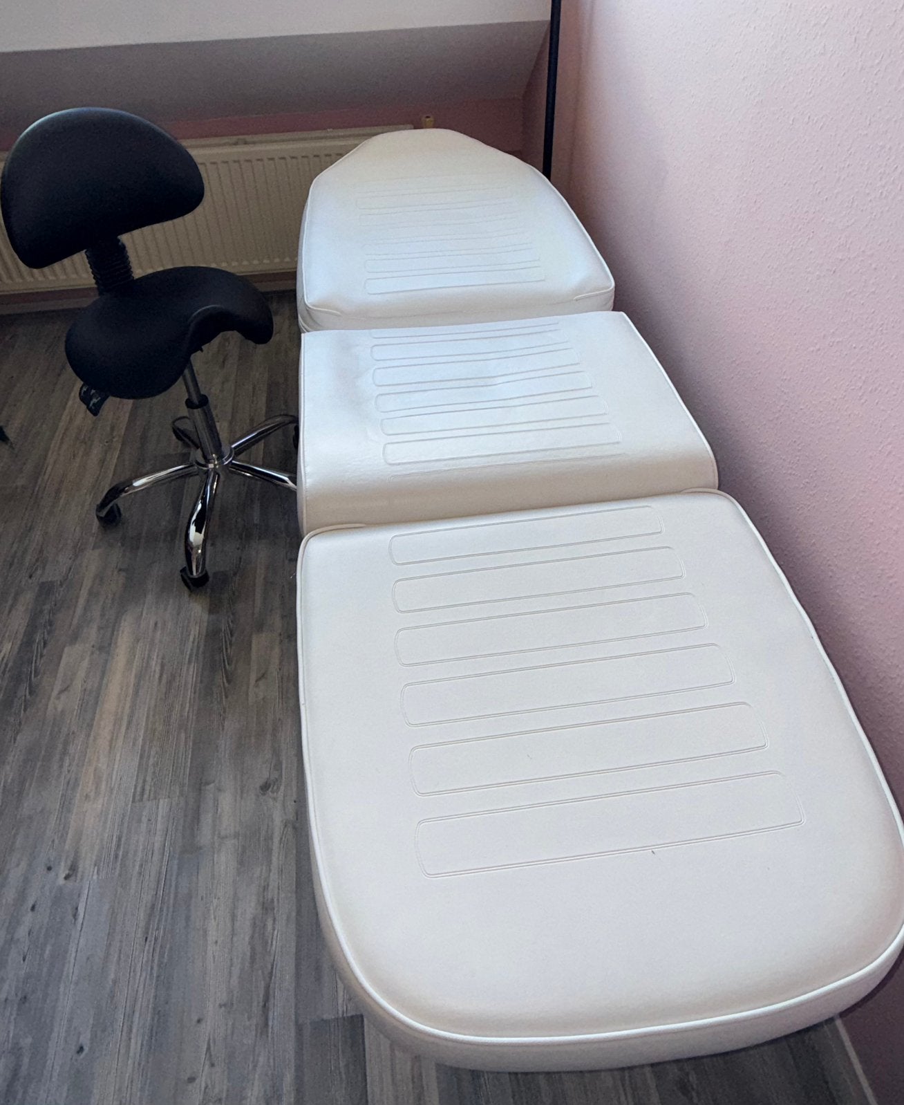 Behandelstoel met zadelkruk, Ophalen, Gebruikt, Massagetafel