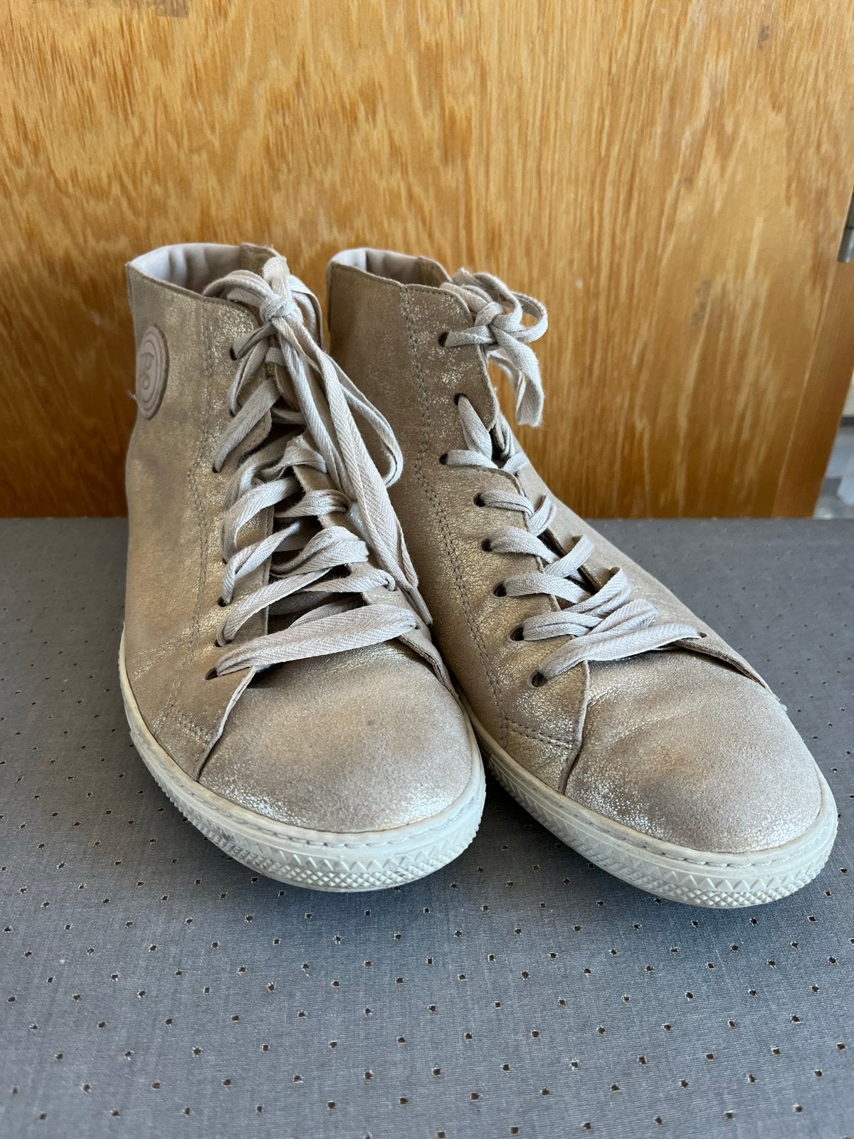 Paul Green Goudkleurige Sneakers Maat 40, Ophalen of Verzenden, Overige kleuren, Sneakers of Gympen