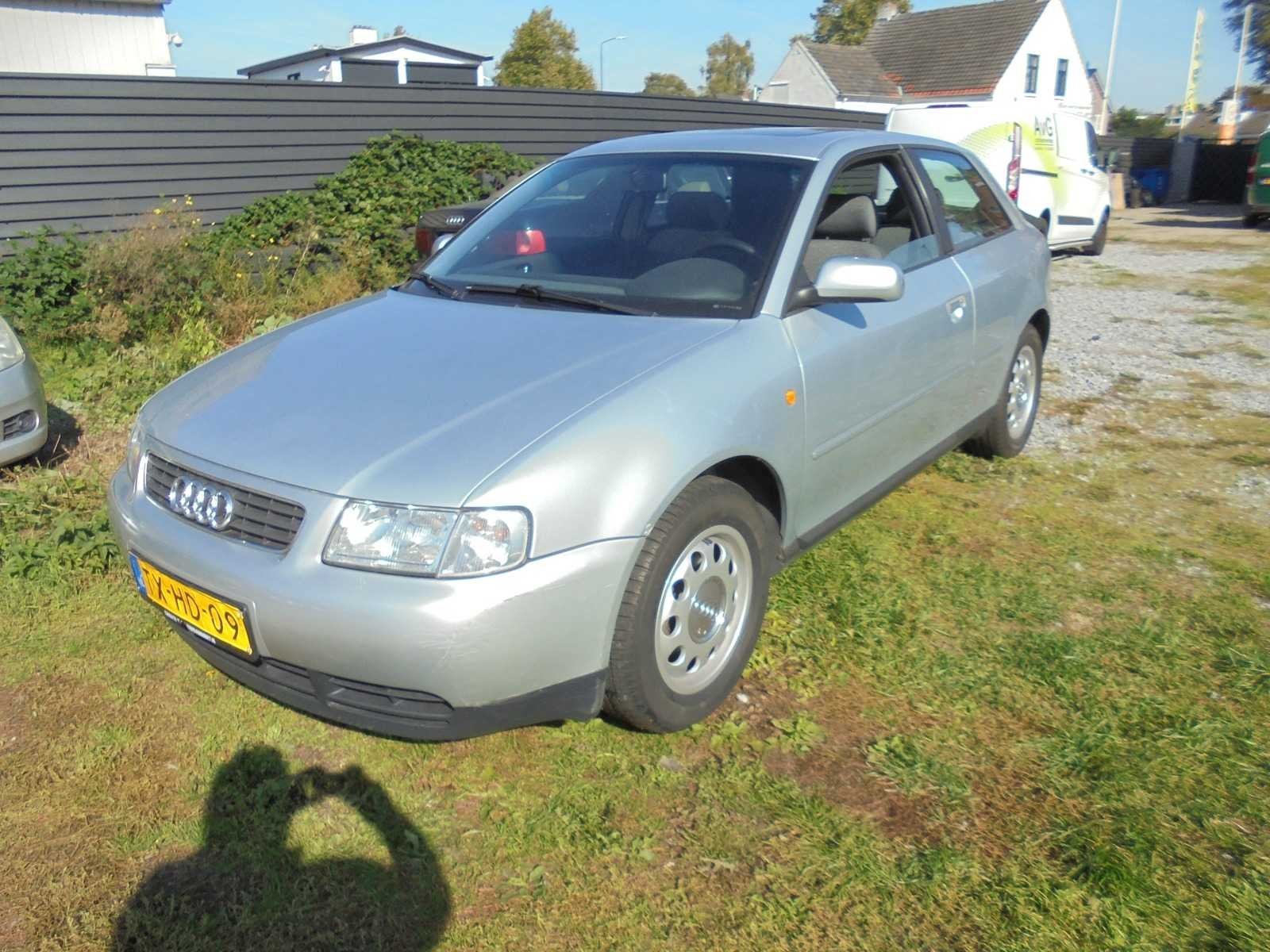 Audi - 1998 - A3 - 1.6 Ambiente - TX-HD-09, 101 pk, Gebruikt, 49 €/maand, Handgeschakeld