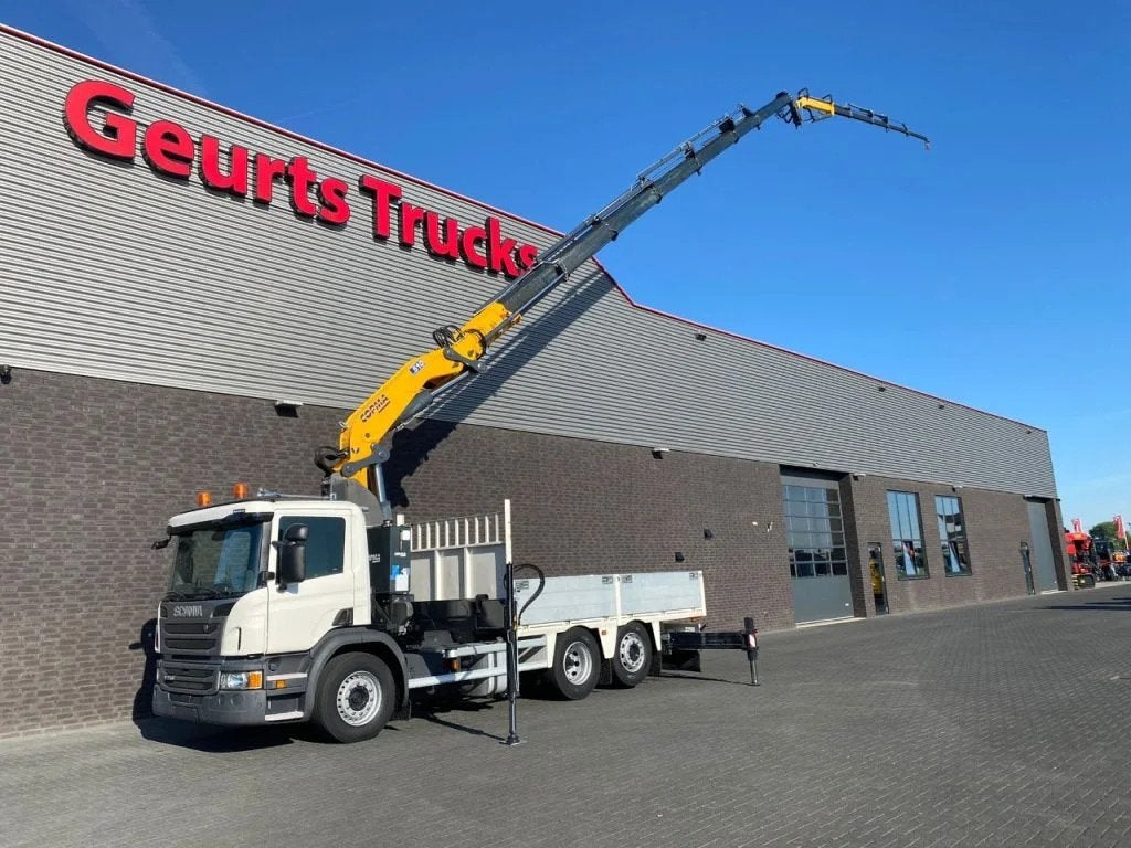 Scania P250 6X2 + COPMA 510.7 + JIB J4 KRAAN/KRAN/CRANE/MONT, Scania, Wit, Bedrijf, 2 stoelen