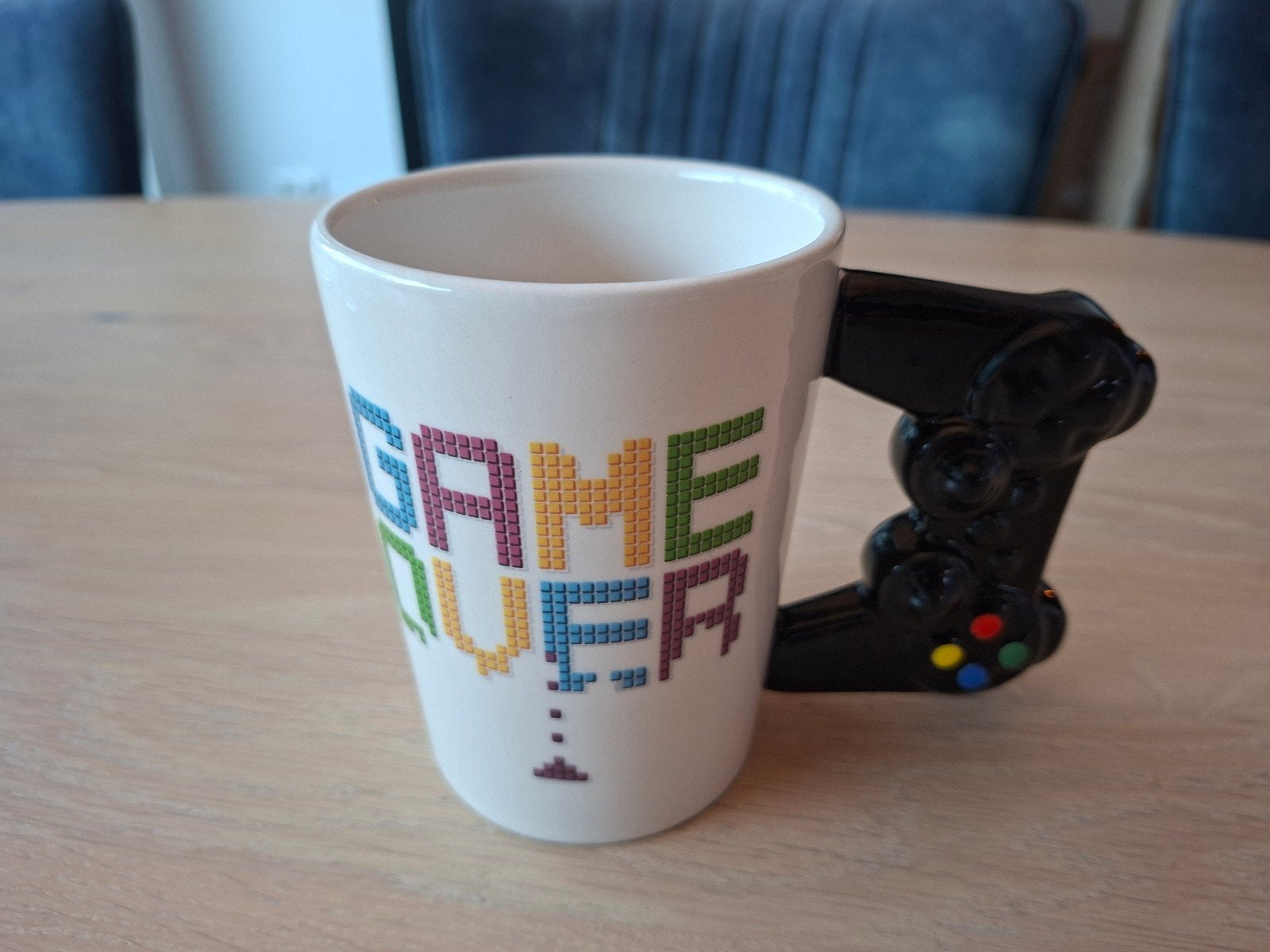 Game Over Mok met Controller Handvat, Huis en Inrichting, Overige merken, Keramiek, Nieuw, Overige stijlen