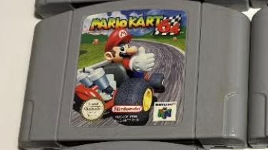 Mario Kart 64 voor Nintendo 64, Spelcomputers en Games, Games | Nintendo 64, Racen en Vliegen, Ophalen of Verzenden, Zo goed als nieuw