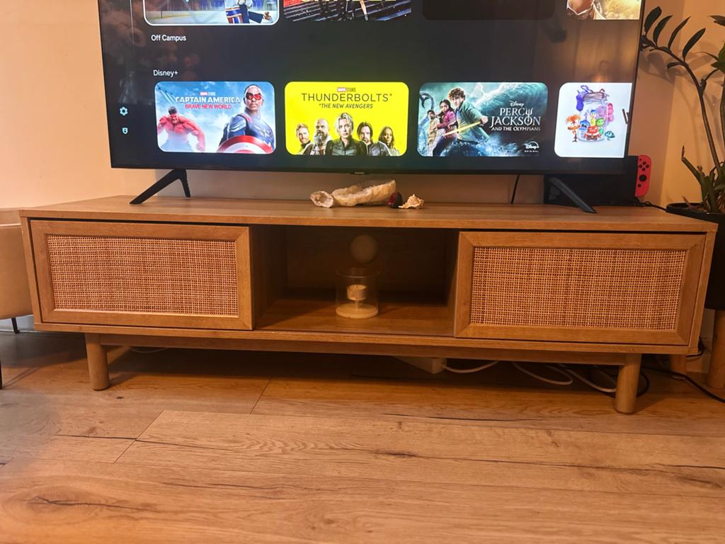 Stijlvol TV-meubel met rotan details, Ophalen, 100 tot 150 cm, Zo goed als nieuw, Minder dan 100 cm