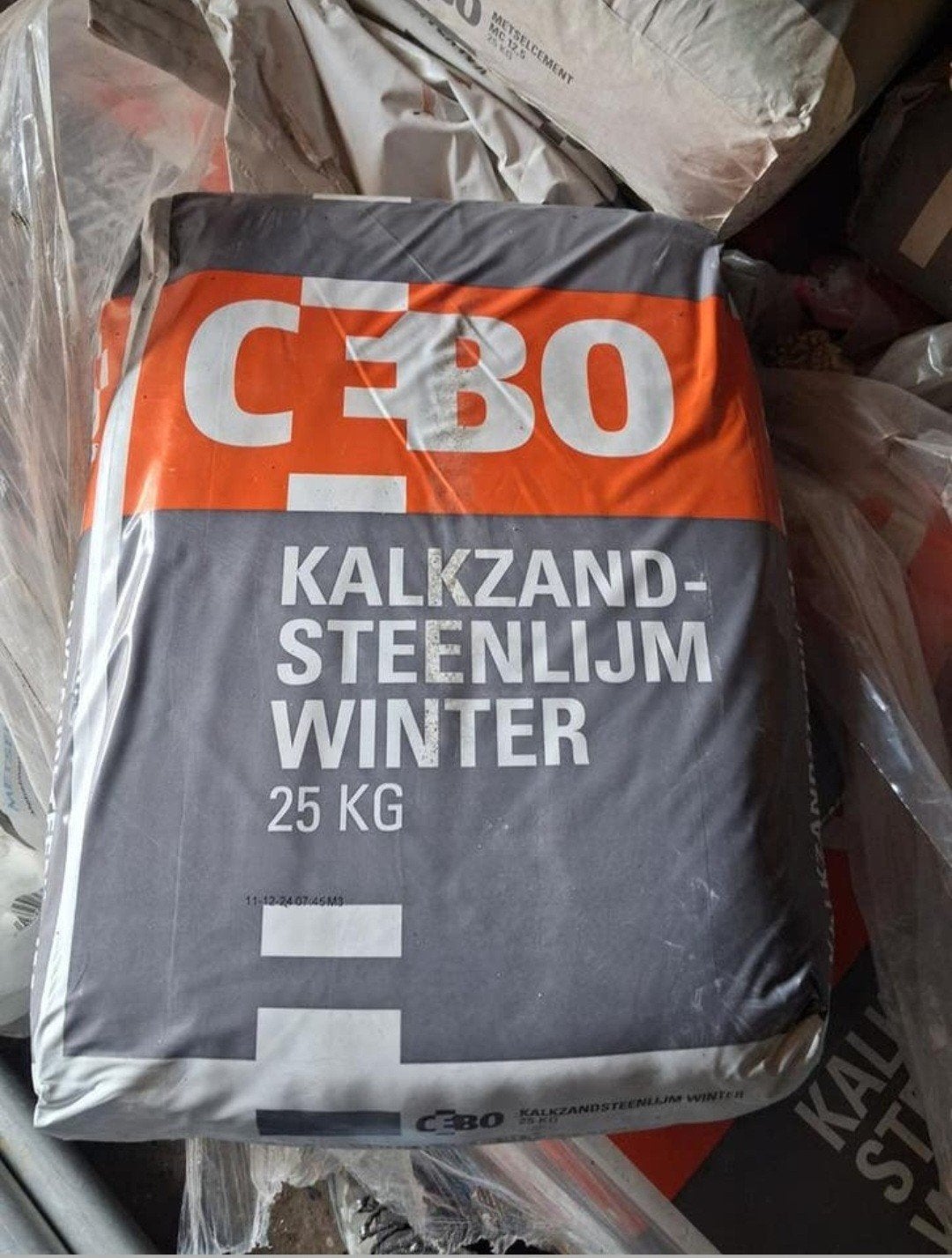 Kalkzandsteenlijm, Ophalen, Nieuw