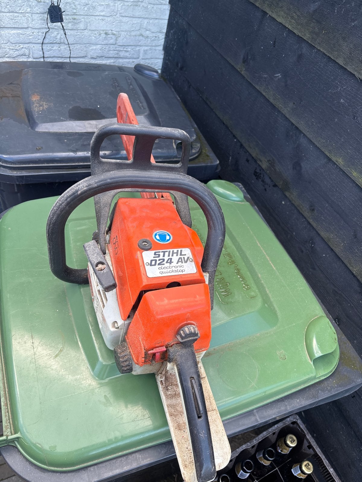 Stihl 024 AV Kettingzaag - Krachtige en Betrouwbare Zaag, Ophalen, Gebruikt, Boomzaag