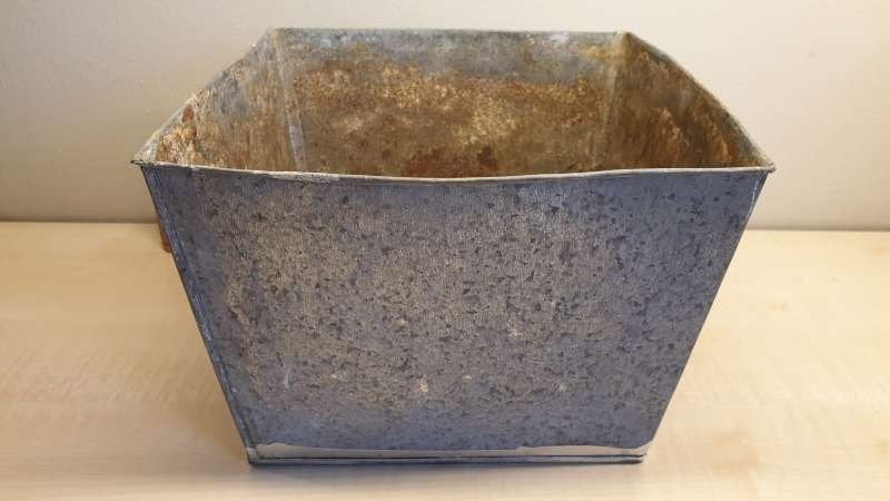 Bloempot 21x21 cm bovenaan, gegalvaniseerd metaal, versmald, Ophalen, Rond, Aardewerk, Binnen