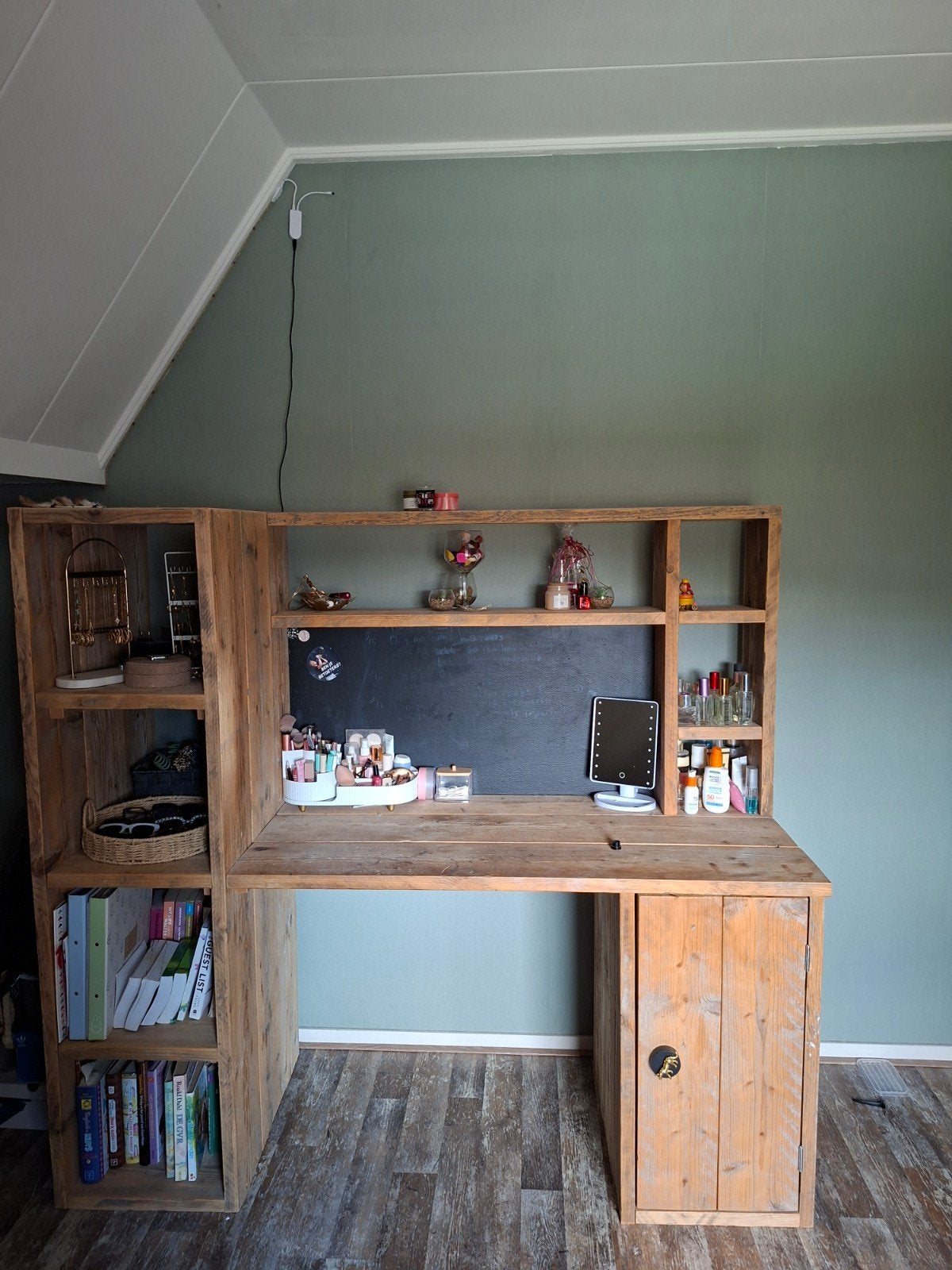 Bed en bureau, Ophalen, Gebruikt, Eenpersoons