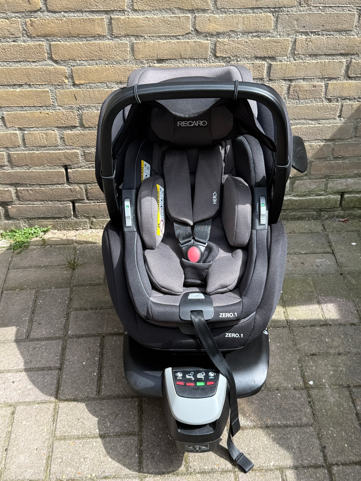 Recaro Zero.1 autostoel met Isofix en 2 stuks ‘maxicosi’, Gebruikt, 0 t/m 18 kg, Isofix, Ophalen
