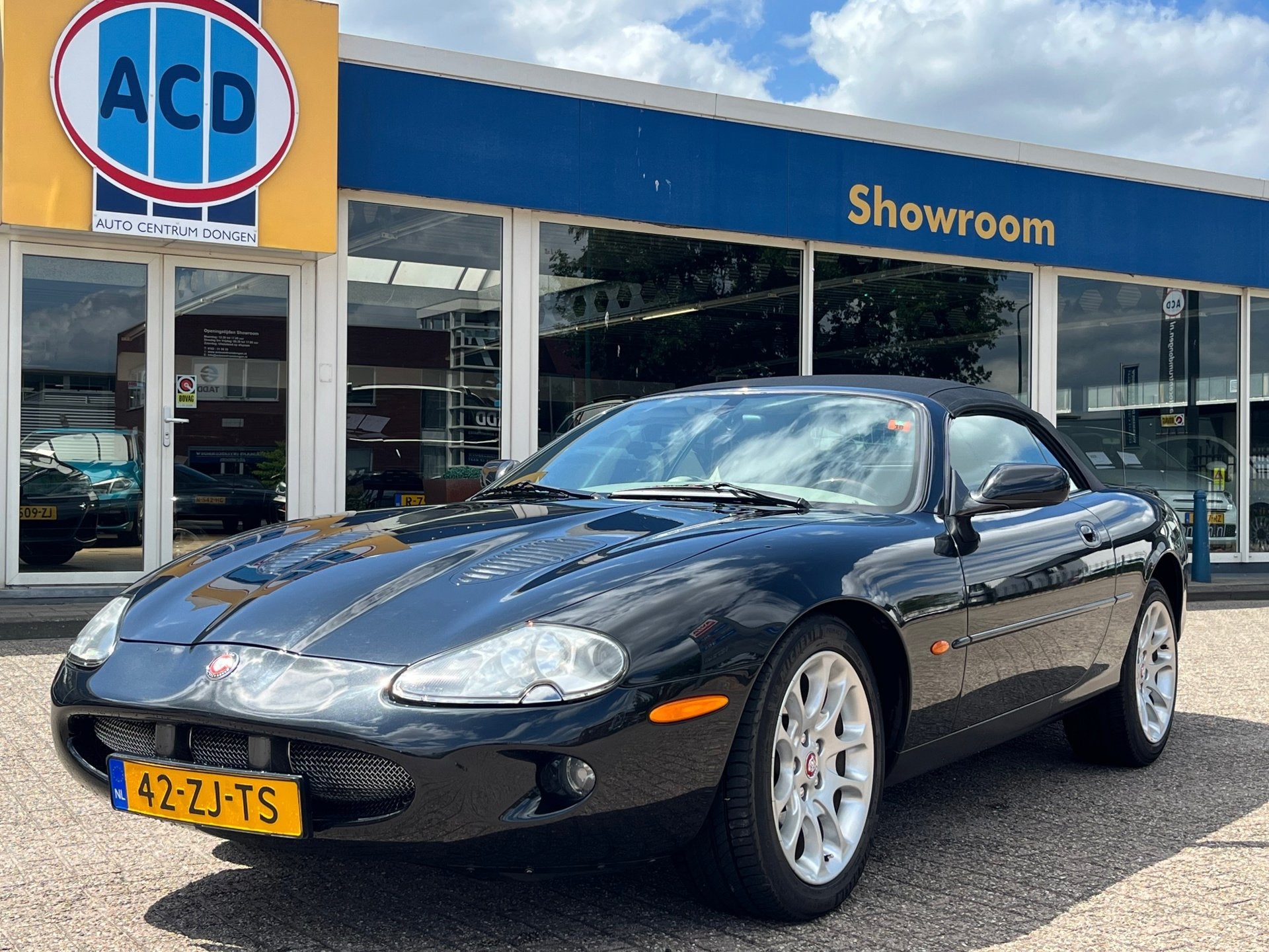 Jaguar XKR 4.0 V8 Convertible | Uitzonderlijk nette staat |, Auto's, Jaguar, Achterwielaandrijving, Gebruikt, Cabriolet, 4 stoelen