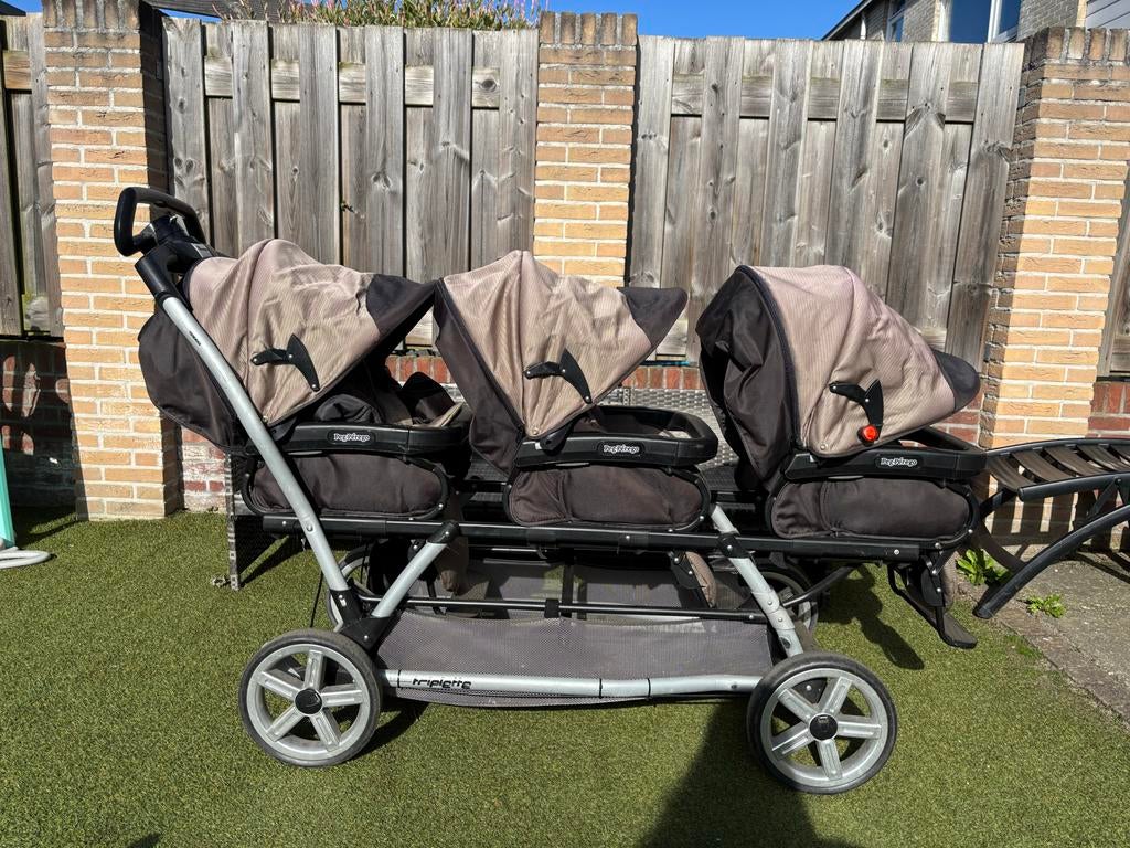 Peg Perego Triplette drieling kinderwagen met 3 voetenzakken, Kinderen en Baby's, Gebruikt, Duowagen, Ophalen, Kinderwagen