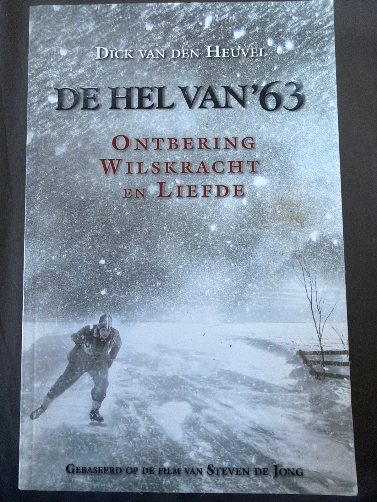 SLK.  Dick van den Heuvel - De hel van '63, Ophalen of Verzenden, Zo goed als nieuw, Dick van den Heuvel