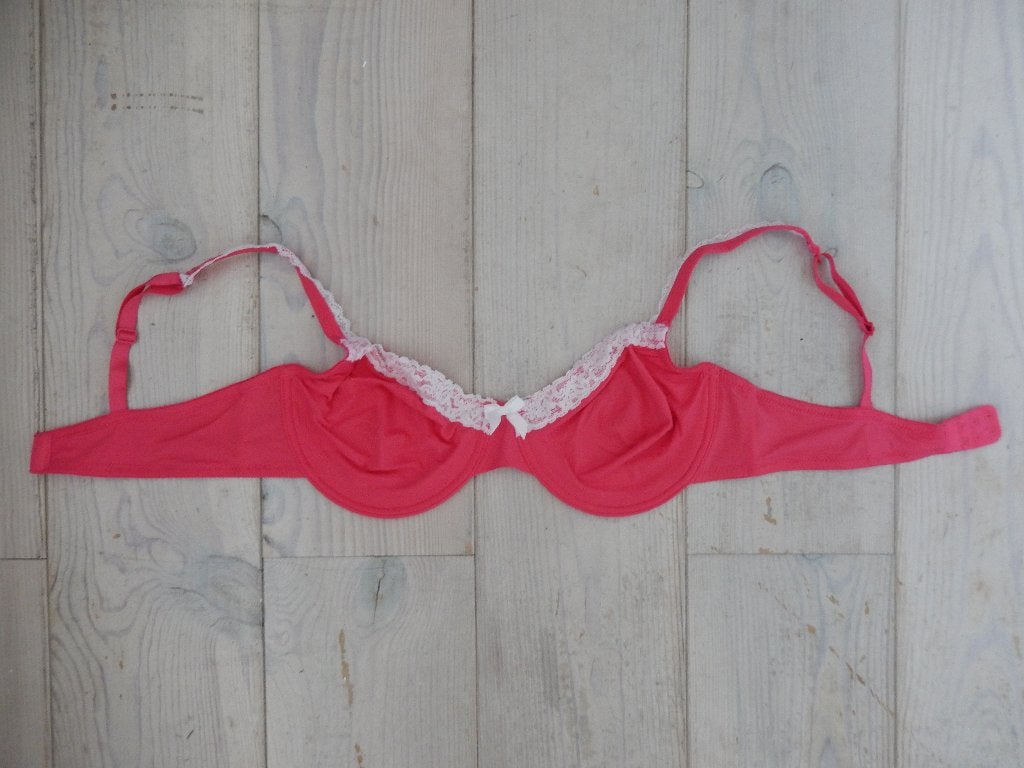 * 1x gedragen roze beugel bh met wit elastisch kant 85 d, Ophalen of Verzenden, Roze, BH