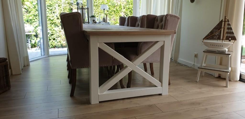 Maatwerk landelijke eettafel RM Chassigny kasteelvloer stijl, Huis en Inrichting, Tafels | Eettafels, Riviera Maison, Vier personen