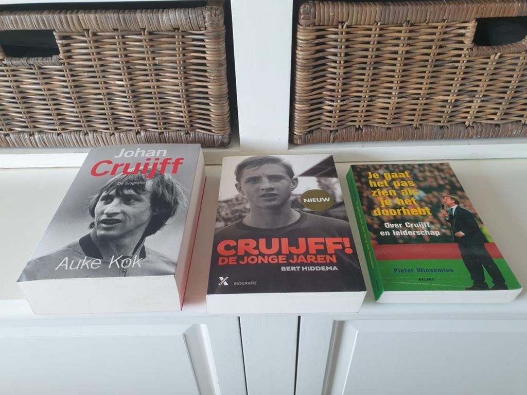 Johan Cruijf boeken (3 stuks), Boeken, Ophalen of Verzenden, Gelezen, Sport