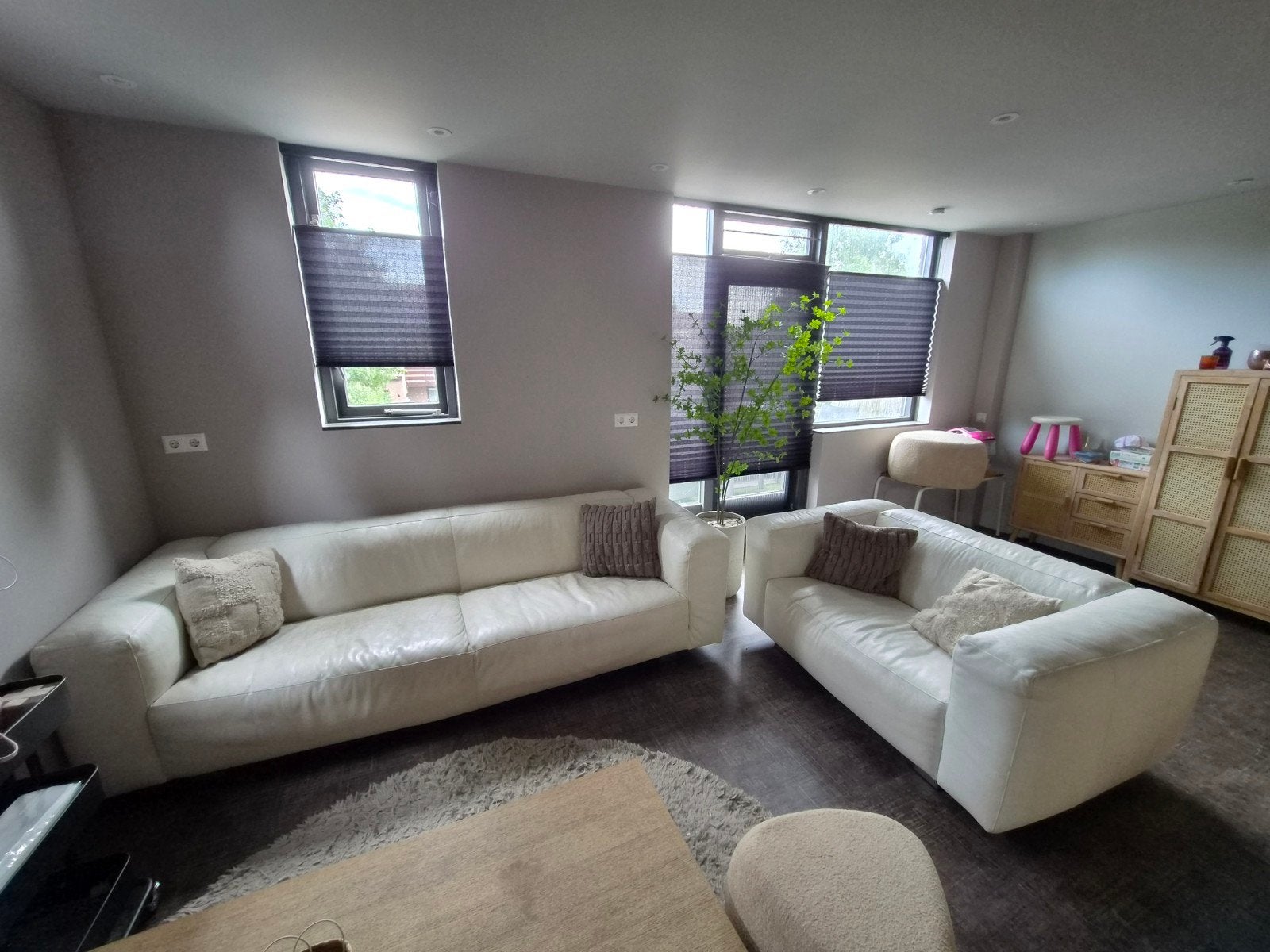 Witte leren bankstel: 2 loveseats en een lange bank, Ophalen, Gebruikt, 200 tot 250 cm, Vierpersoons of meer